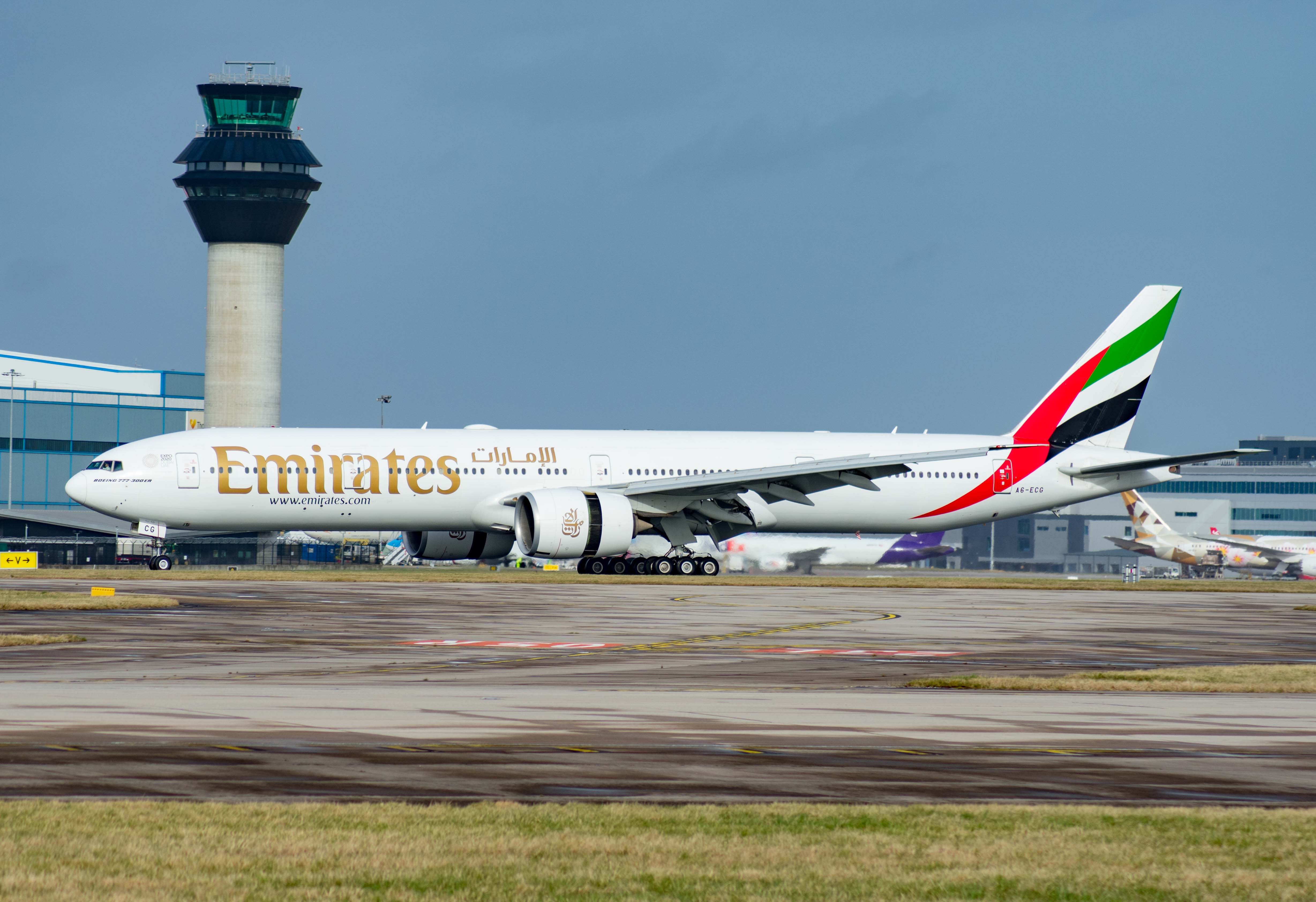 A6-ECG/A6ECG Emirates Airlines Boeing 777 Airframe Information - AVSpotters.com