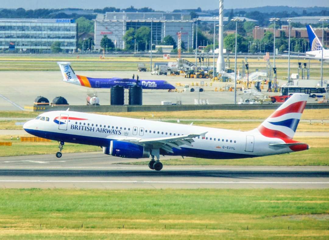 G-EUYL/GEUYL British Airways Airbus A320-232 Photo by AV8 Photos - AVSpotters.com