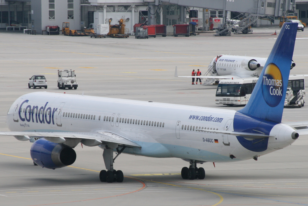 D-ABOC/DABOC Condor Boeing 757-330(WL) Photo by JLRAviation - AVSpotters.com