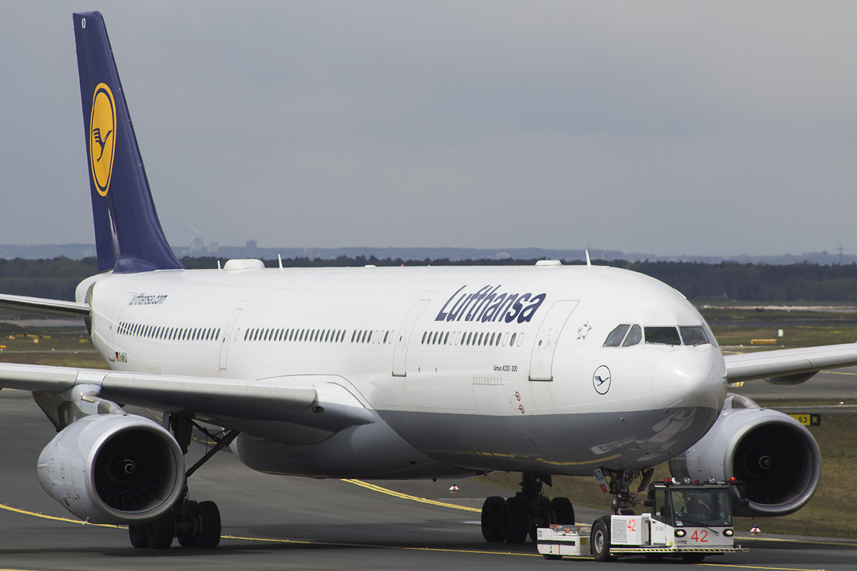 D-AIKO/DAIKO Lufthansa Airbus A330 Airframe Information - AVSpotters.com