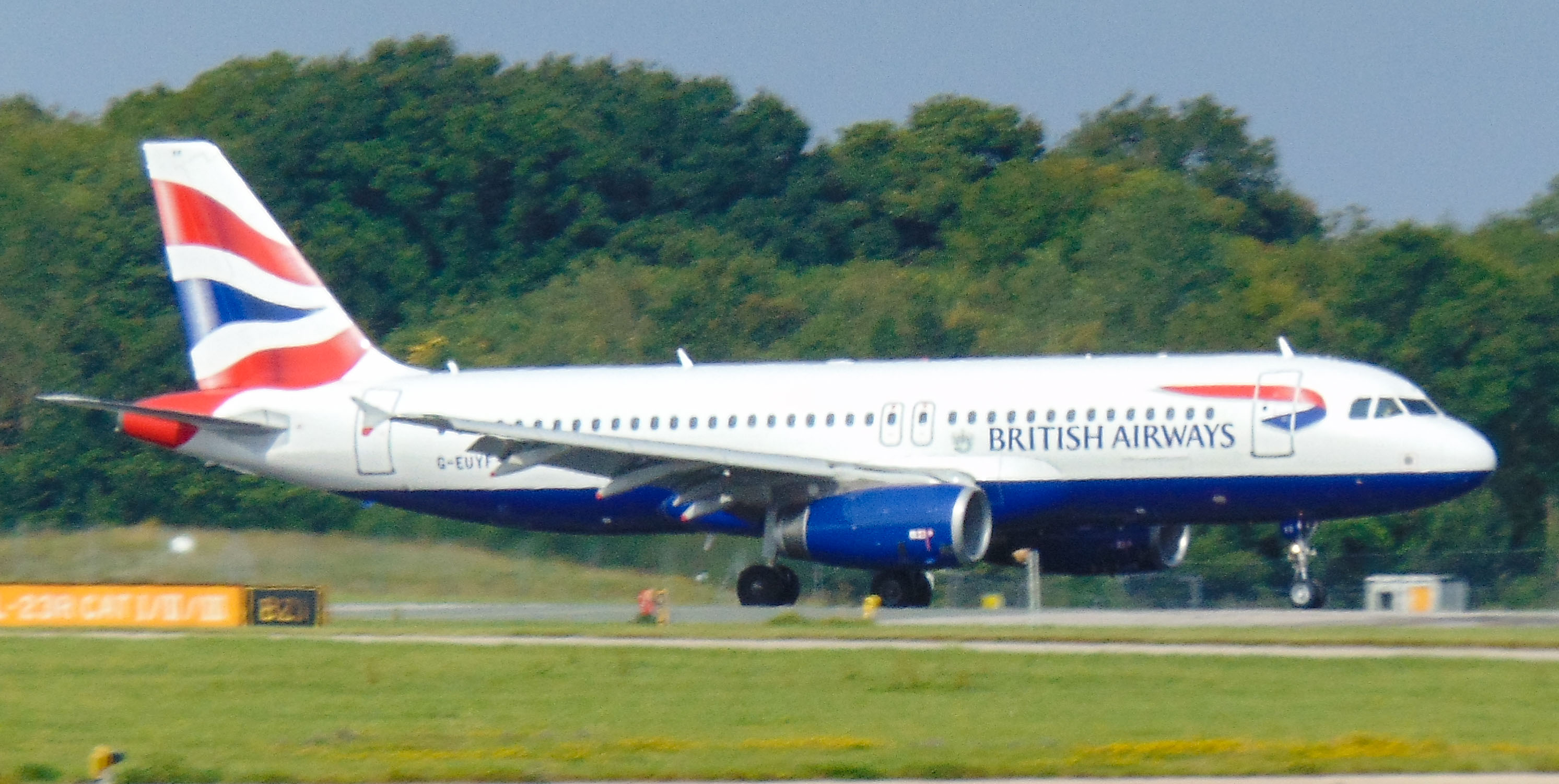 G-EUYF/GEUYF British Airways Airbus A320-232 Photo by AV8 Photos - AVSpotters.com