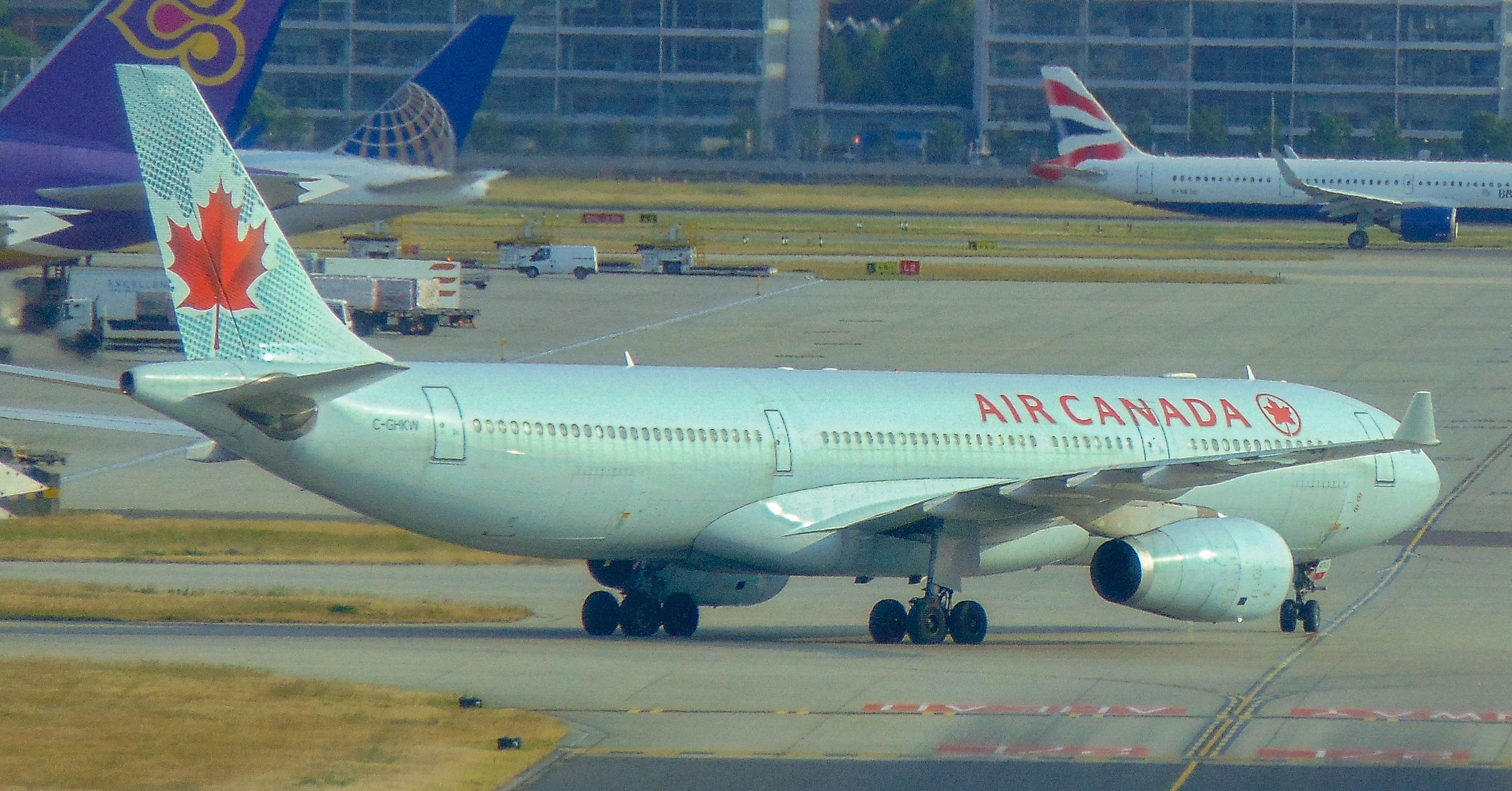 C-GHKW/CGHKW Air Canada Airbus A330-343E Photo by AV8 Photos - AVSpotters.com