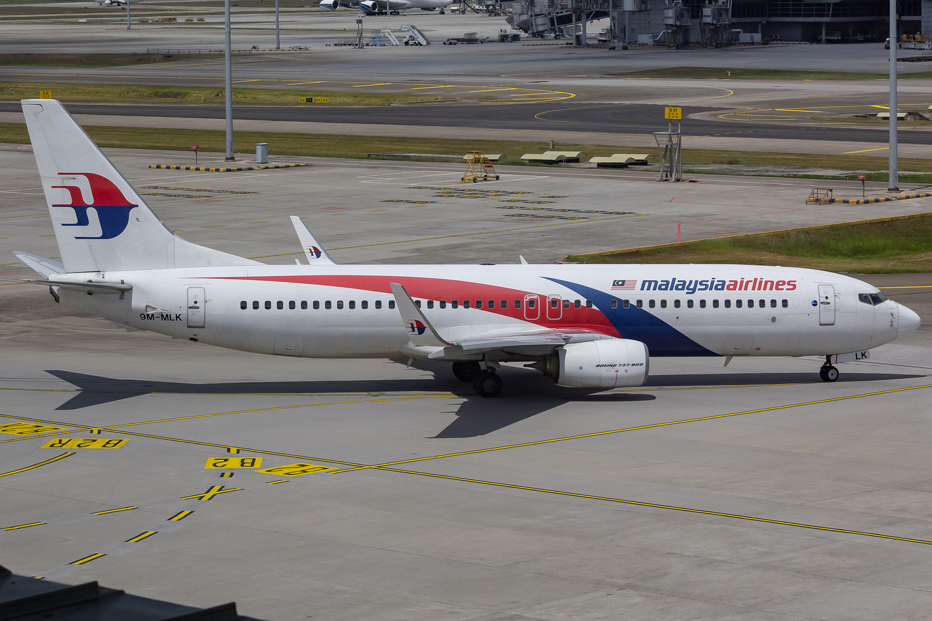 9M-MLK/9MMLK Malaysia Airlines Boeing 737 NG Airframe Information - AVSpotters.com