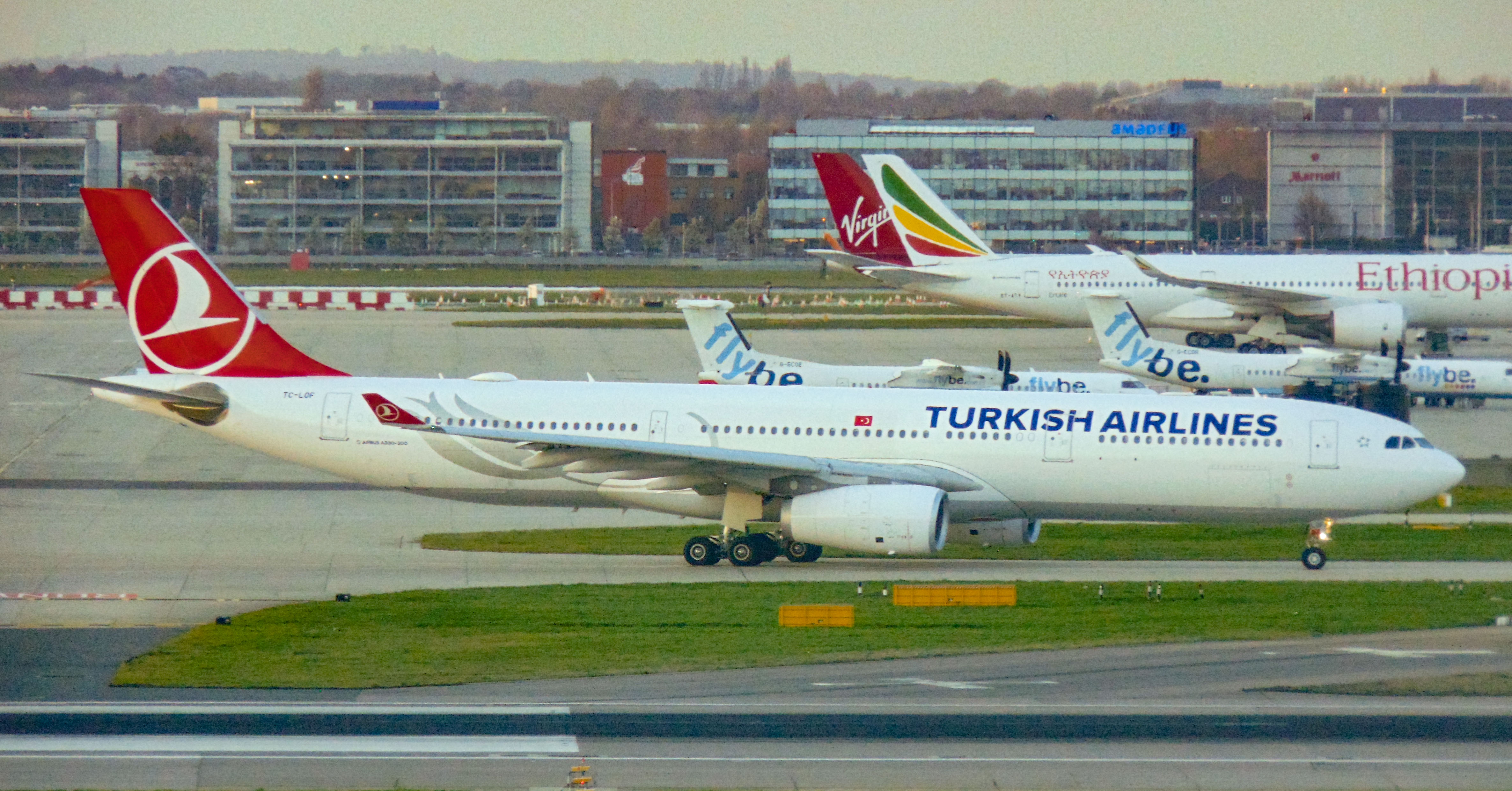 TC-LOF/TCLOF THY Turkish Airlines Airbus A330-343E Photo by AV8 Photos - AVSpotters.com