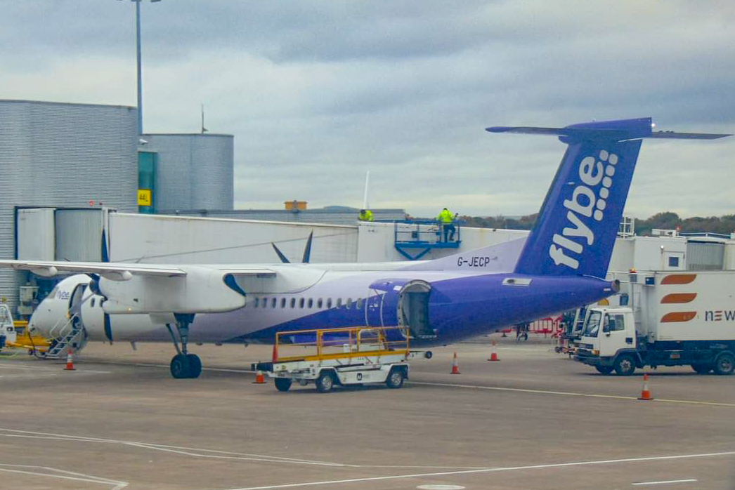 G-JECP/GJECP FlyBe Bombardier DHC-8-402 Photo by AV8 Photos - AVSpotters.com