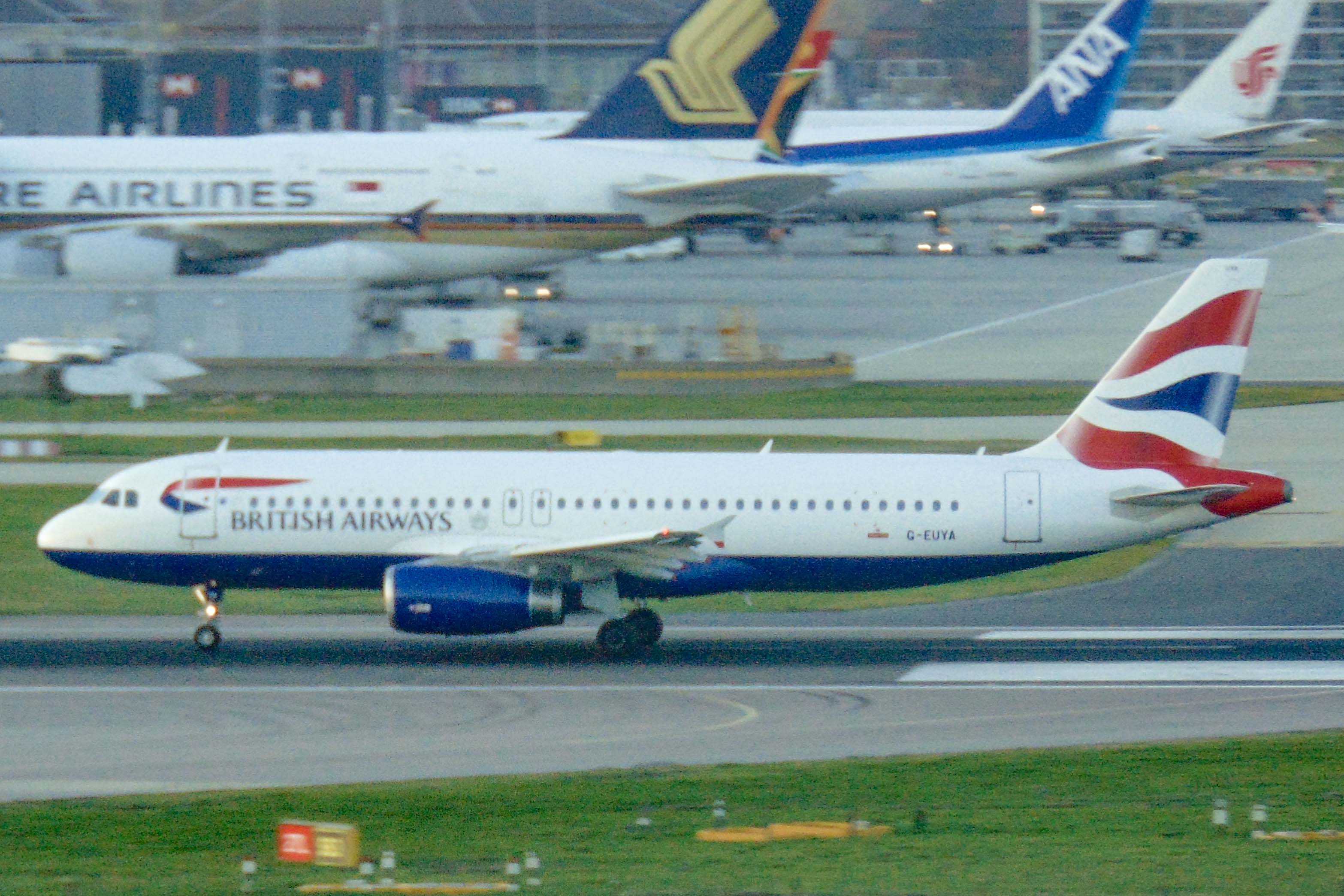 G-EUYA/GEUYA British Airways Airbus A320-232 Photo by AV8 Photos - AVSpotters.com