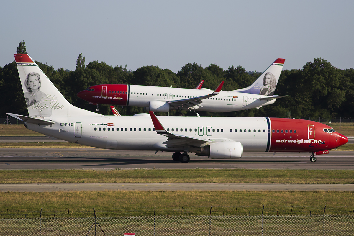 LN-NOD/LNNOD Norwegian Air Shuttle Boeing 737 NG Airframe Information - AVSpotters.com
