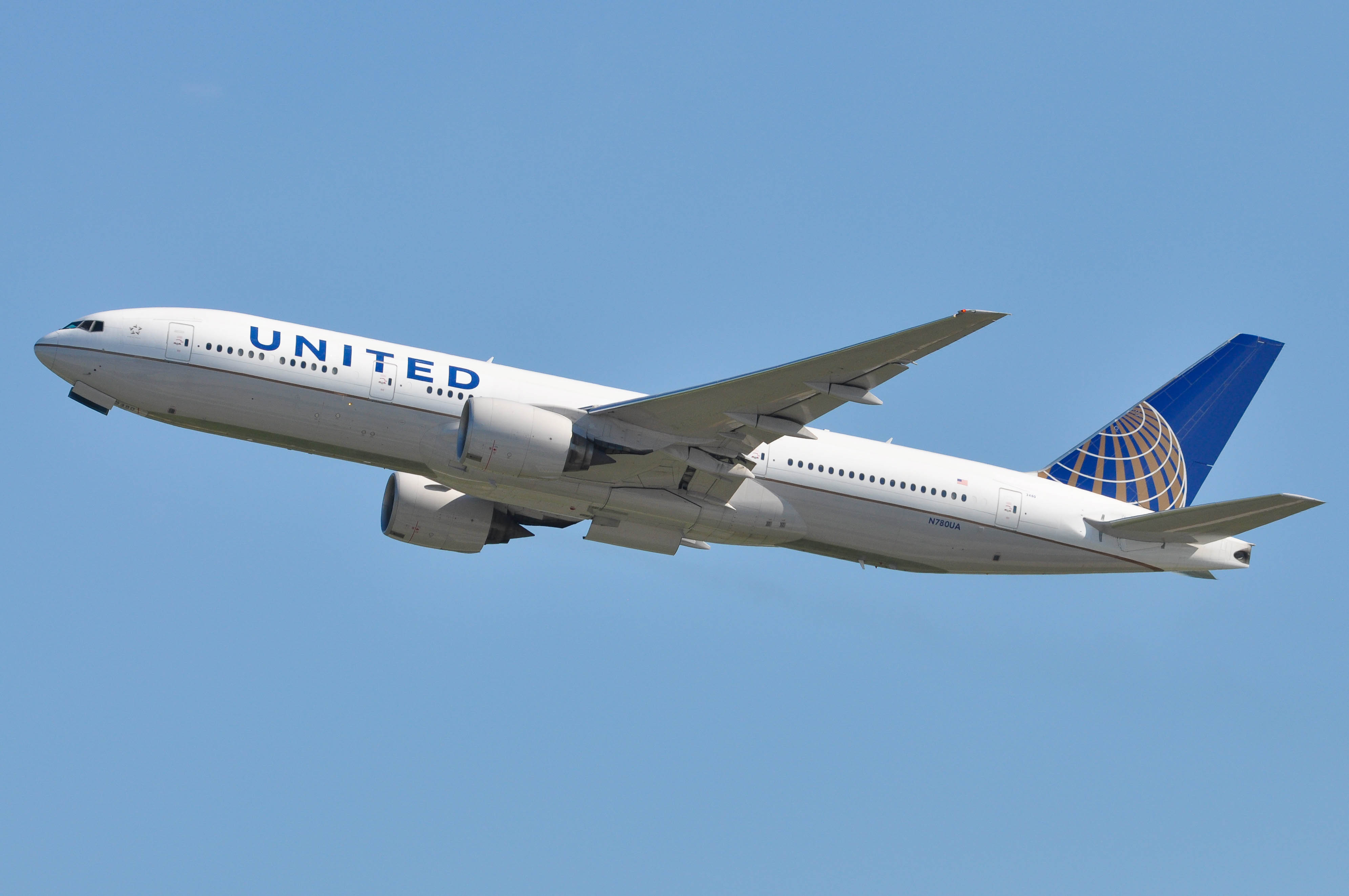 N780UA/N780UA United Airlines Boeing 777 Airframe Information - AVSpotters.com