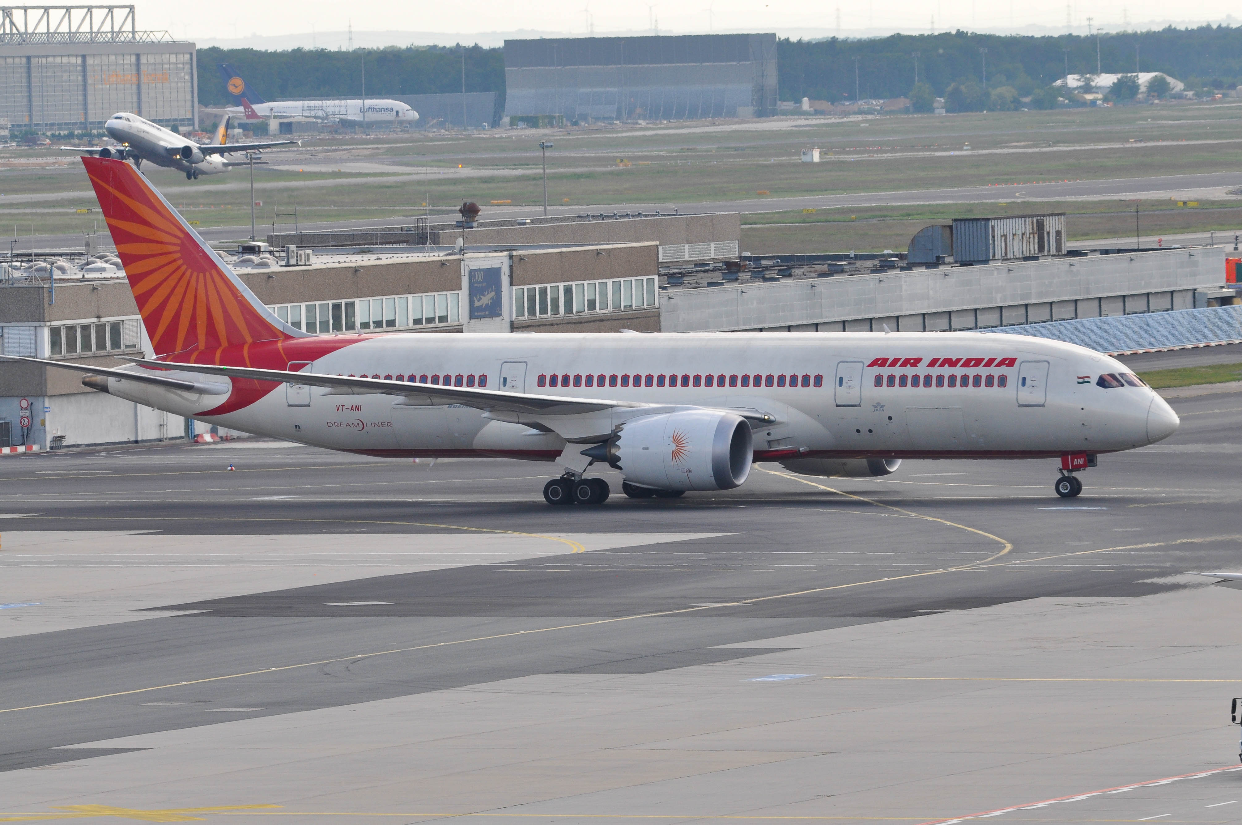 VT-ANI/VTANI Air India Boeing 787 Airframe Information - AVSpotters.com