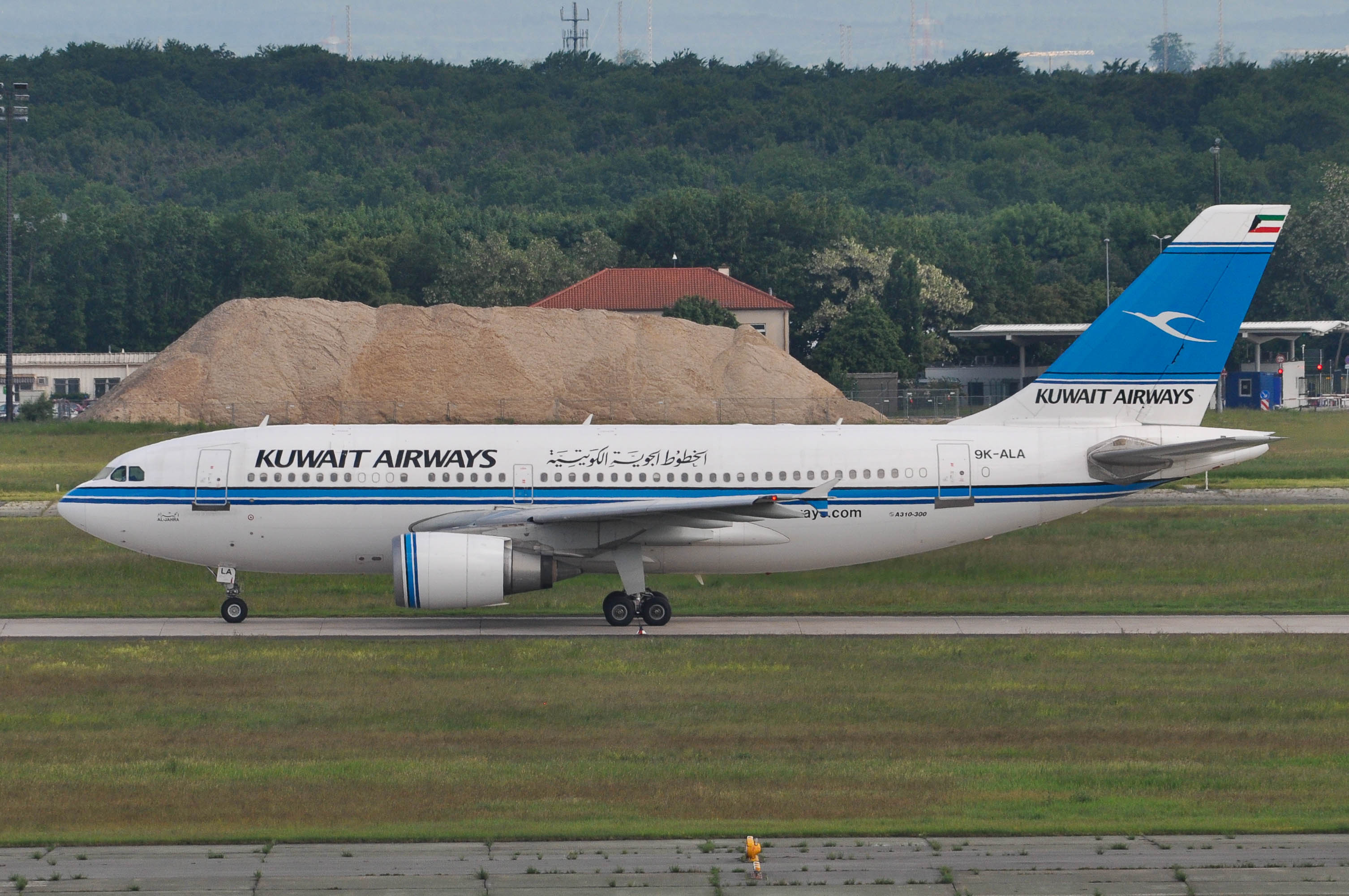 9K-ALA/9KALA Kuwait Airways Airbus A310 Airframe Information - AVSpotters.com