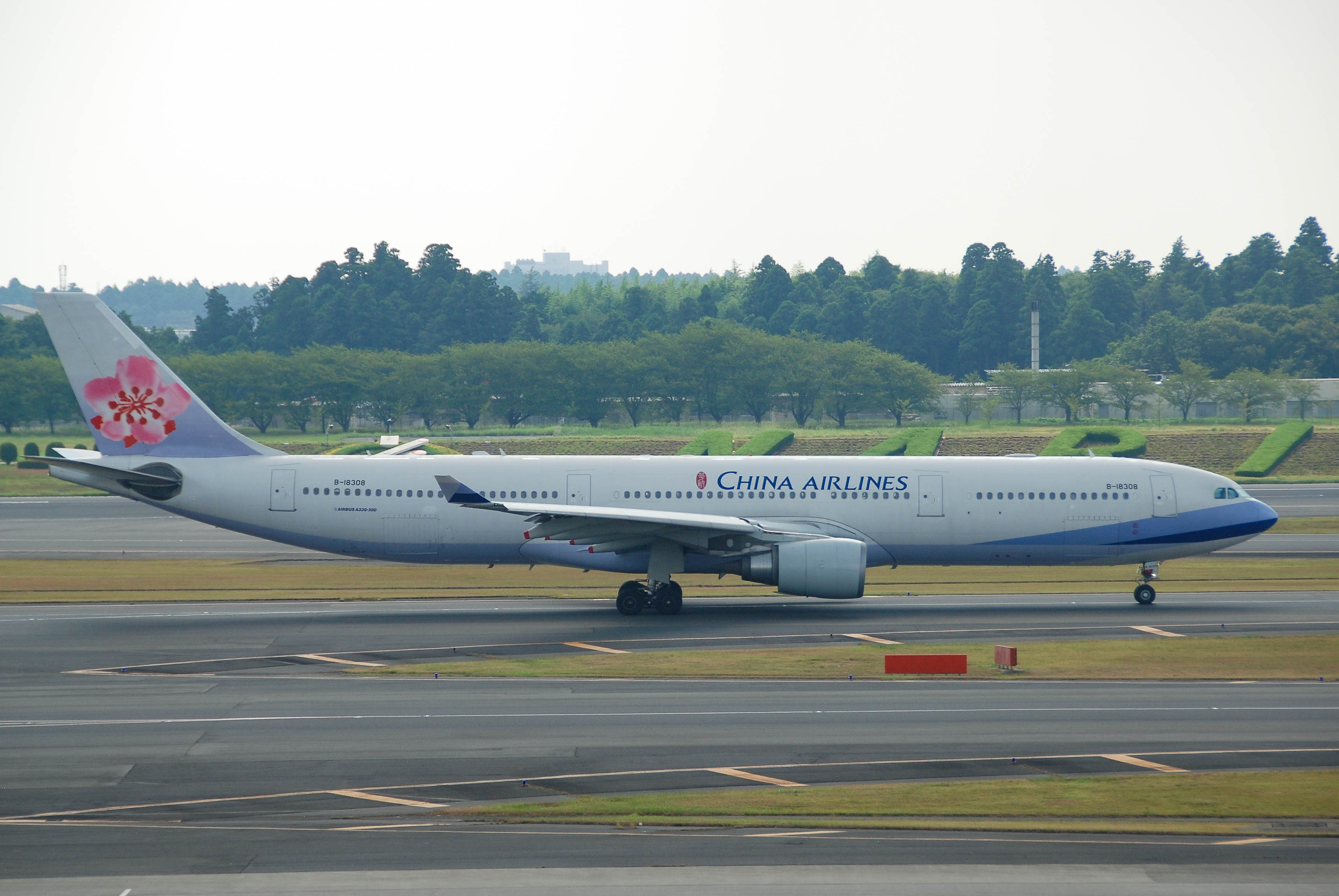 B-18308/B18308 China Airlines Airbus A330-302 Photo by colinw - AVSpotters.com