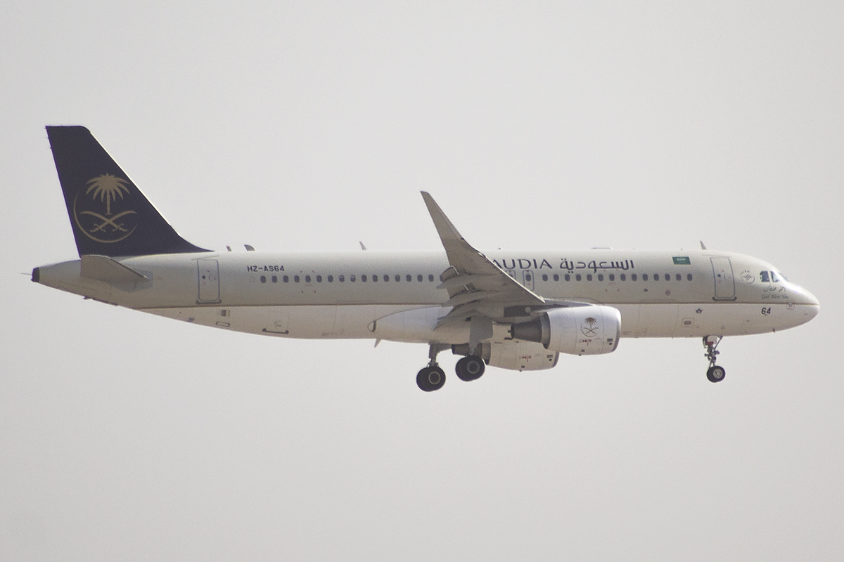 HZ-AS64/HZAS64 Saudia Airbus A320-214(SL) Photo by JLRAviation - AVSpotters.com