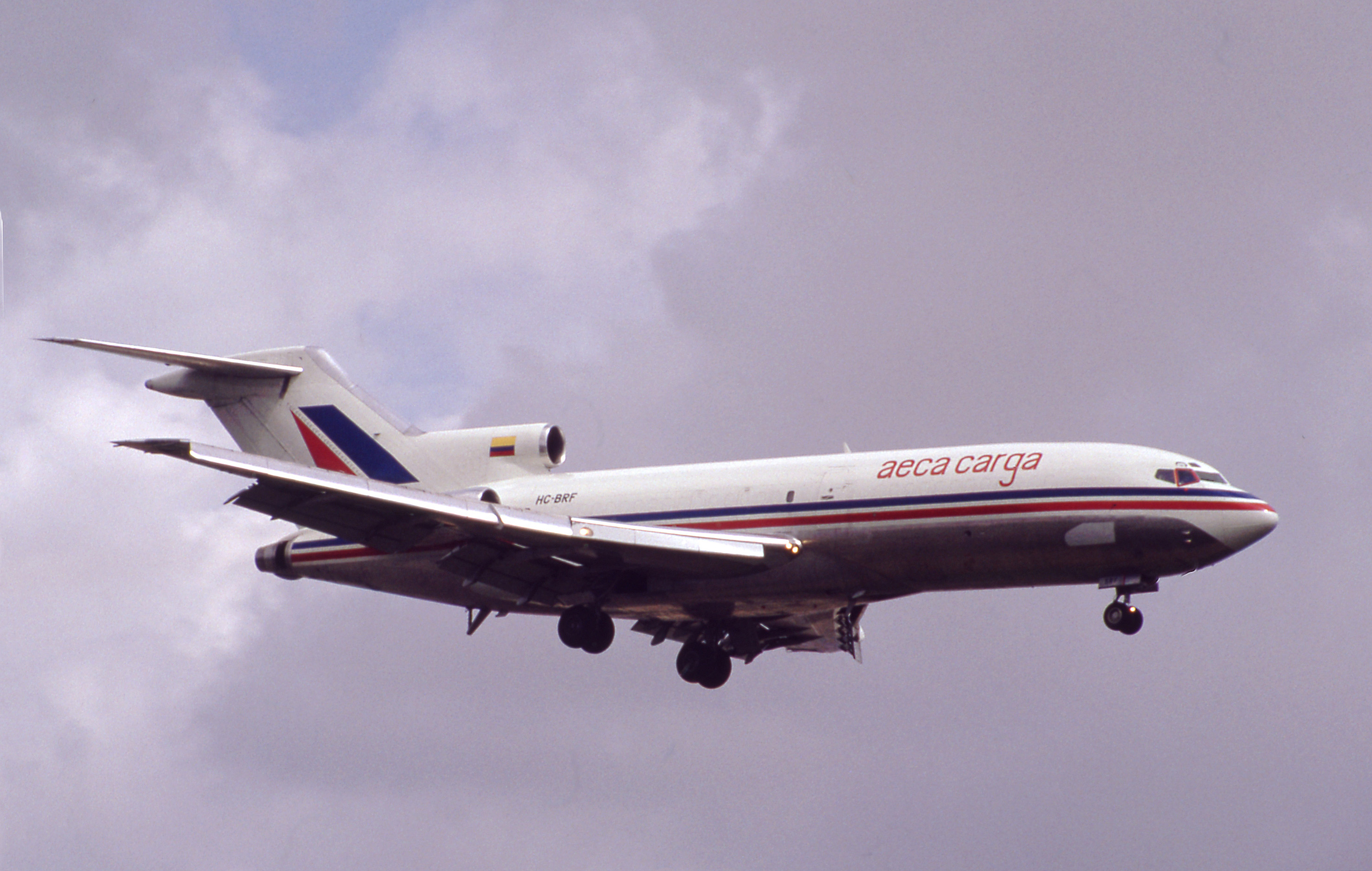 5N-SMA/5NSMA SMA Airlines Boeing 727 Airframe Information - AVSpotters.com