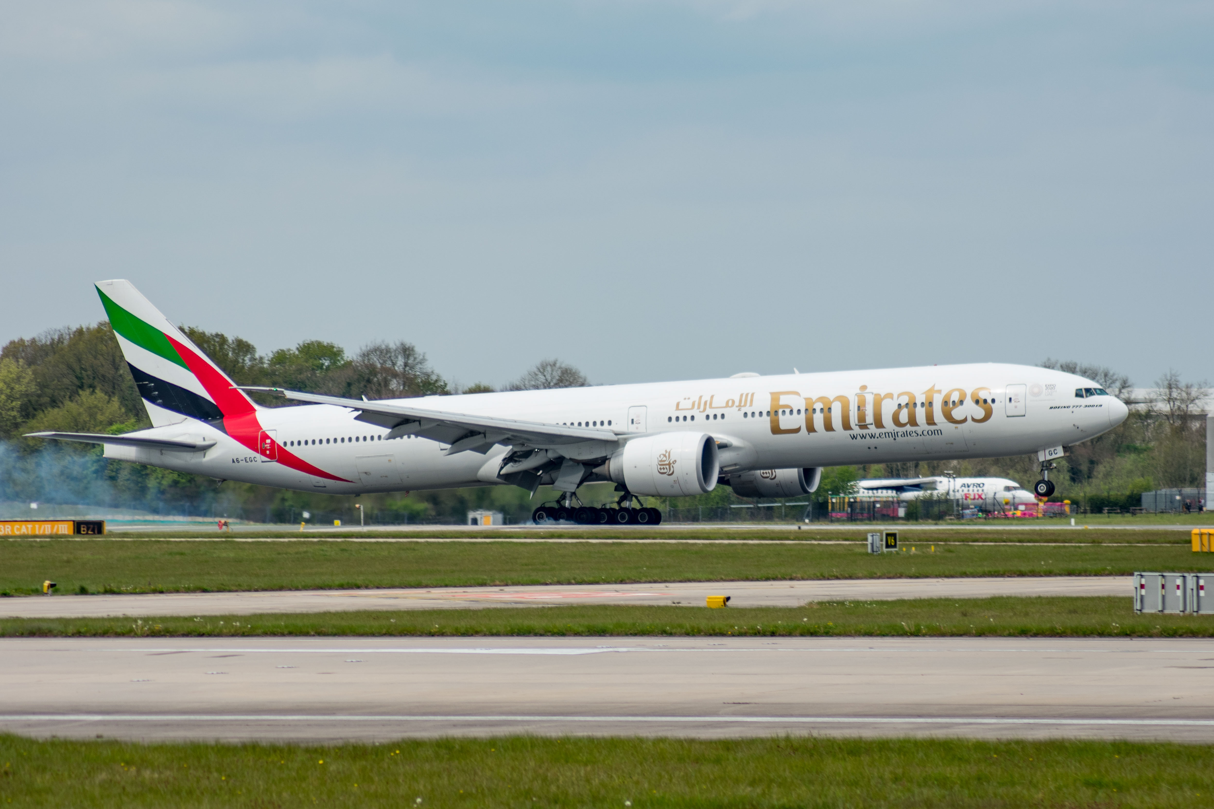 A6-EGC/A6EGC Emirates Airlines Boeing 777 Airframe Information - AVSpotters.com