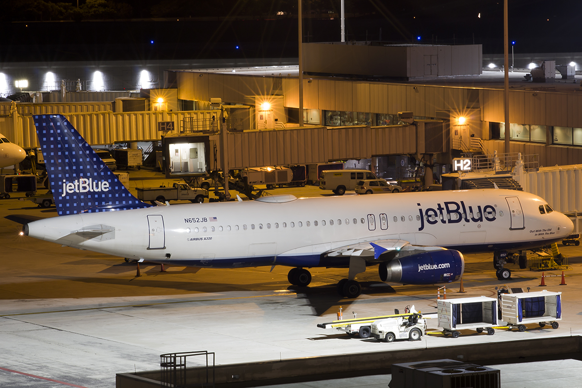 N652JB/N652JB JetBlue Airways Airbus A320 Airframe Information - AVSpotters.com