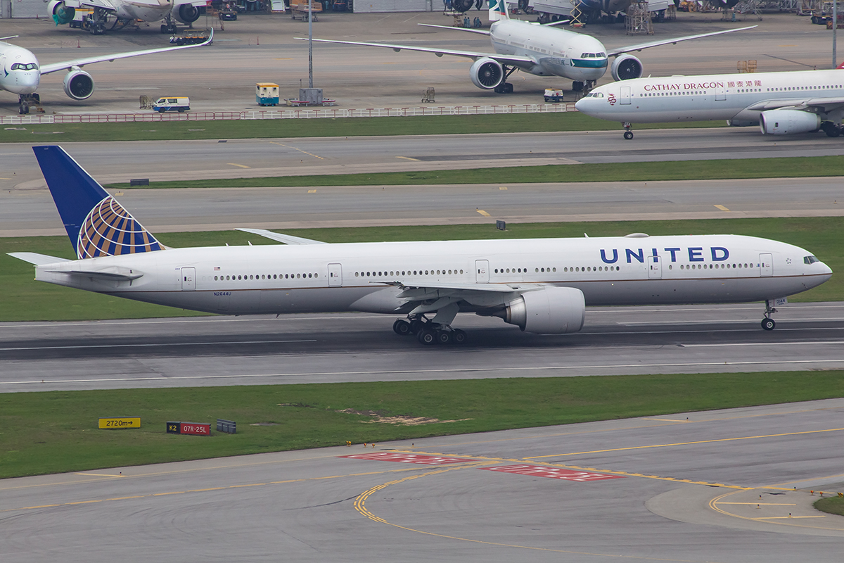 N2644U/N2644U United Airlines Boeing 777 Airframe Information - AVSpotters.com