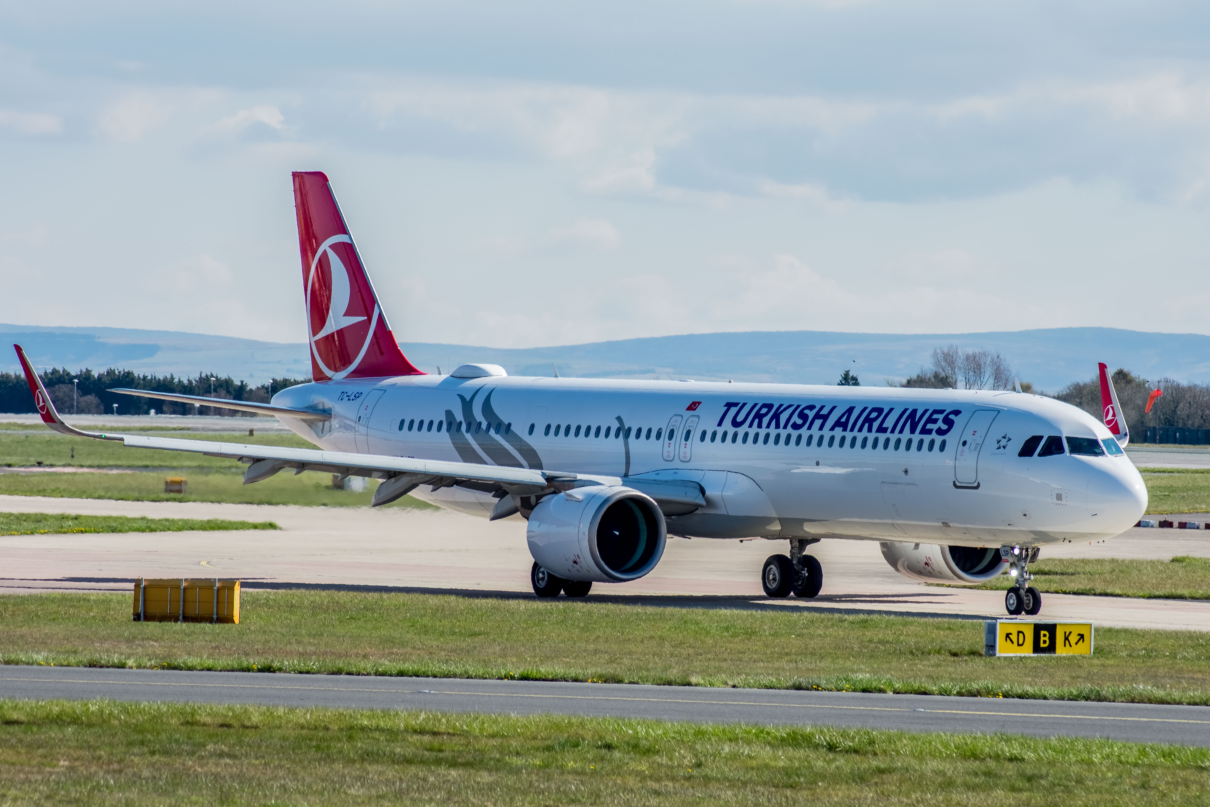 TC-LSP/TCLSP THY Turkish Airlines Airbus A321-271nx Photo by AV8 Photos - AVSpotters.com