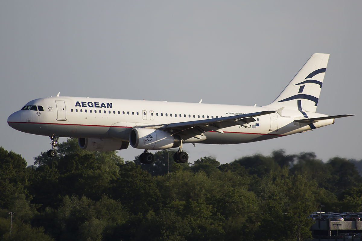 SX-DVS/SXDVS Aegean Airlines Airbus A320 Airframe Information - AVSpotters.com
