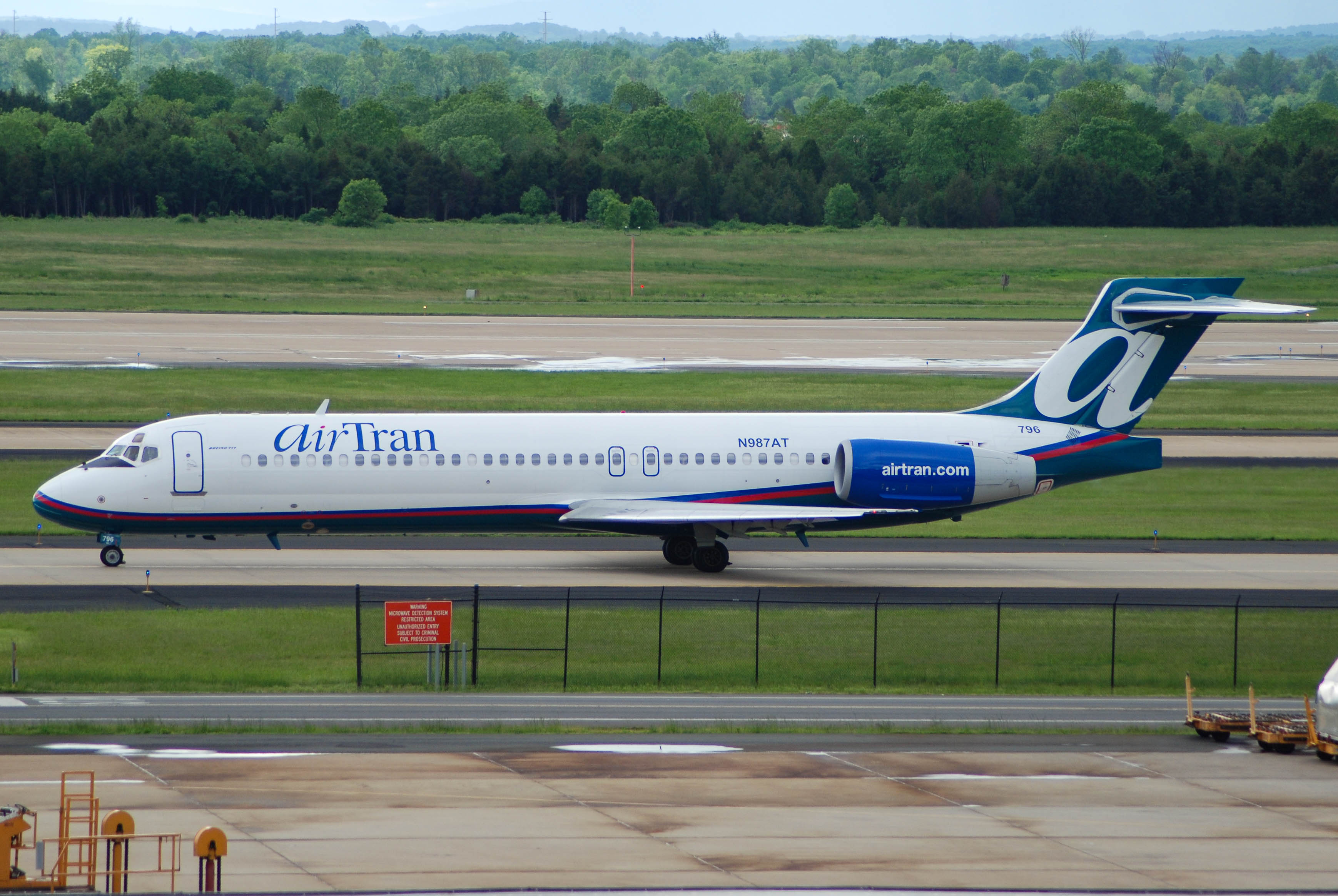 N987AT/N987AT AirTran Airways Boeing 717-231 Photo by colinw - AVSpotters.com