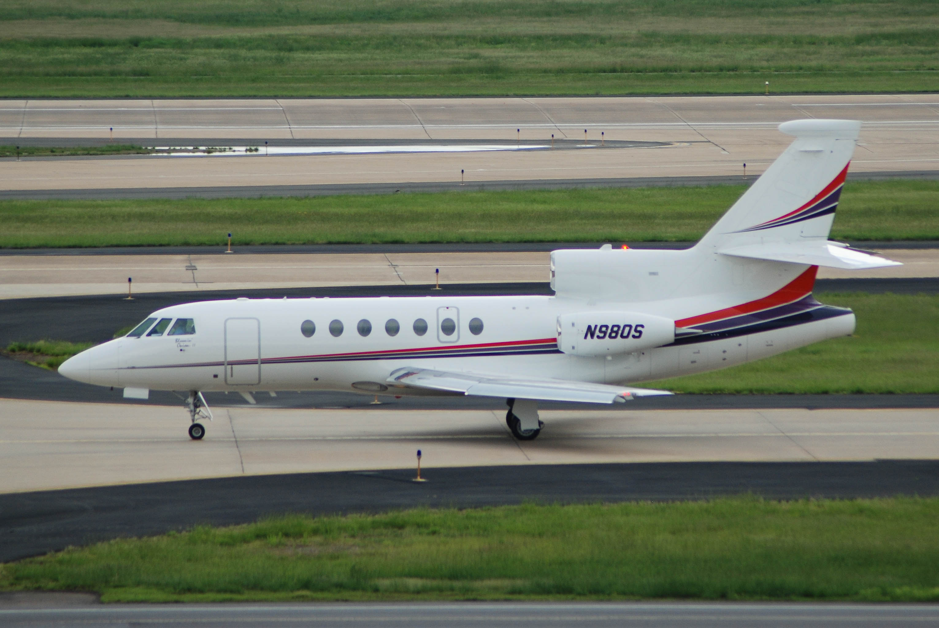 N980S/N980S Corporate Dassault Falcon 50 Airframe Information - AVSpotters.com