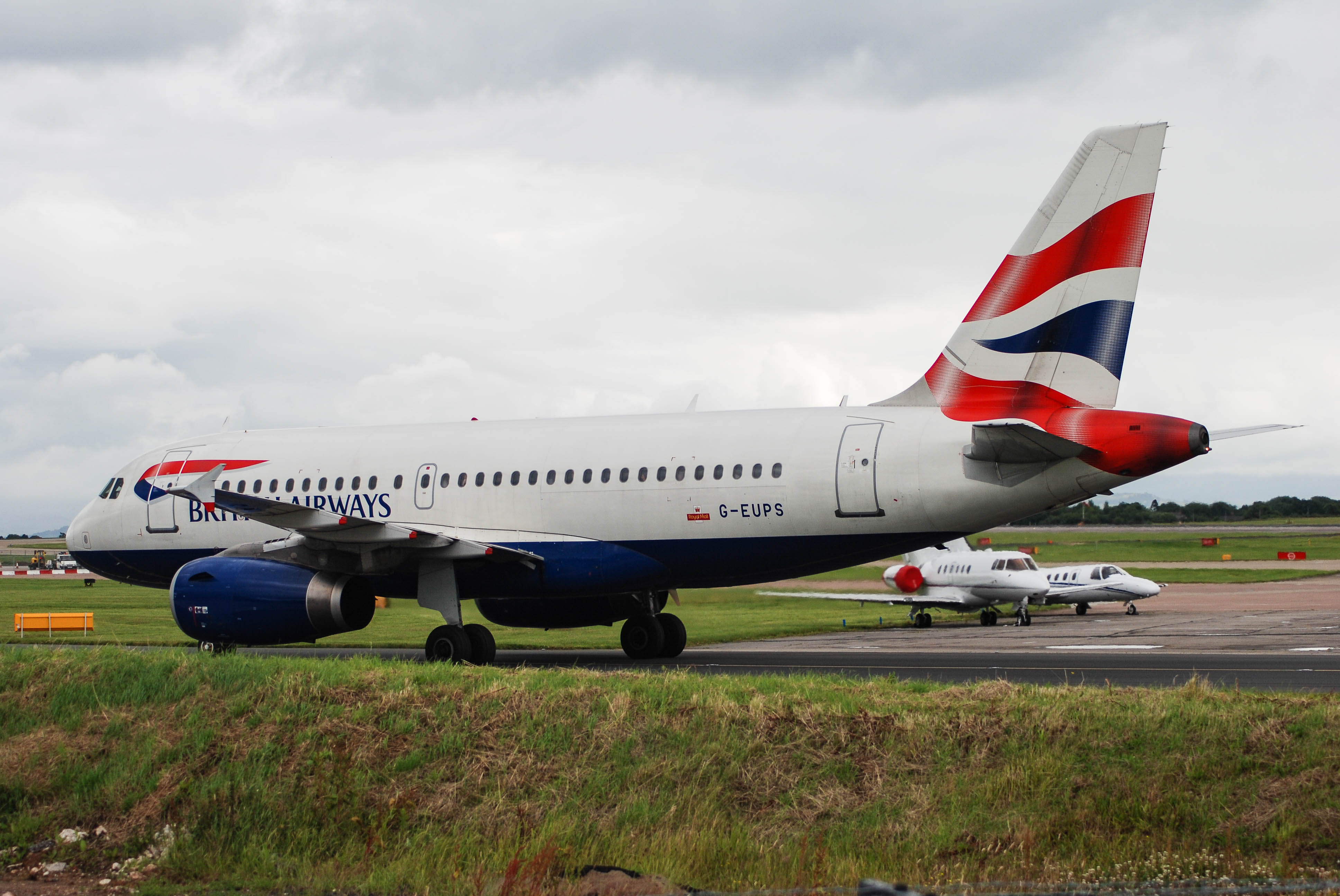 G-EUPS/GEUPS British Airways Airbus A319-131 Photo by colinw - AVSpotters.com