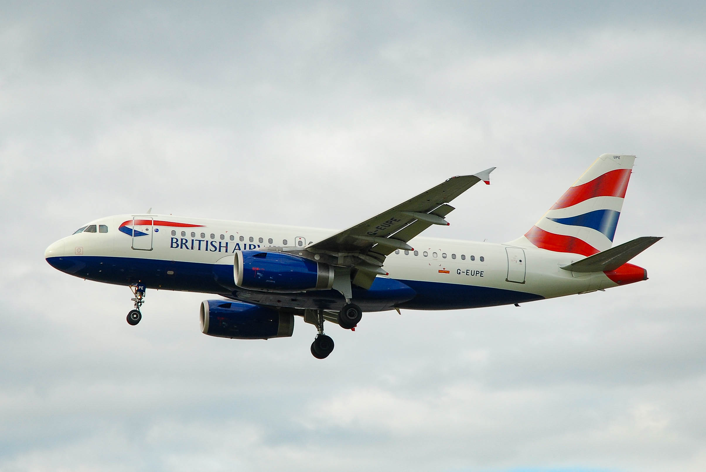G-EUPE/GEUPE British Airways Airbus A319-131 Photo by colinw - AVSpotters.com