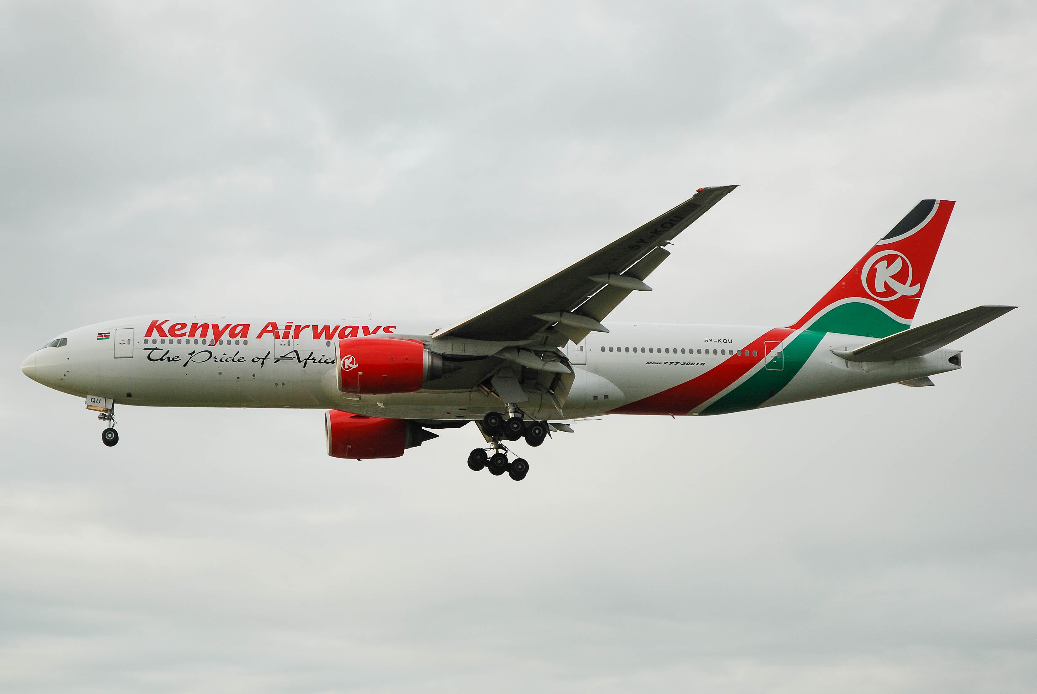 5Y-KQU/5YKQU Kenya Airways Boeing 777-2U8ER Photo by colinw - AVSpotters.com