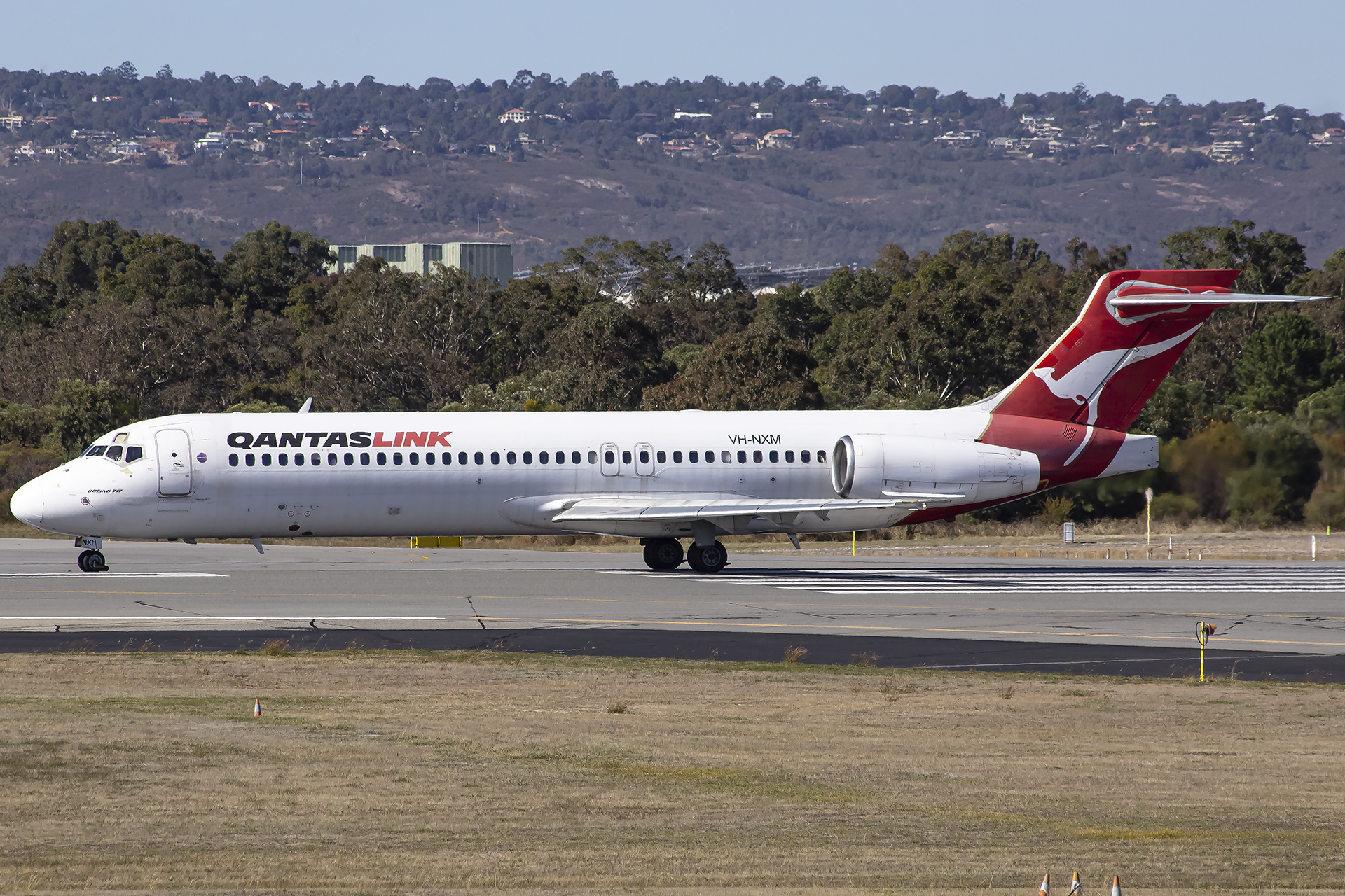 VH-NXM/VHNXM Qantaslink Boeing 717 Airframe Information - AVSpotters.com