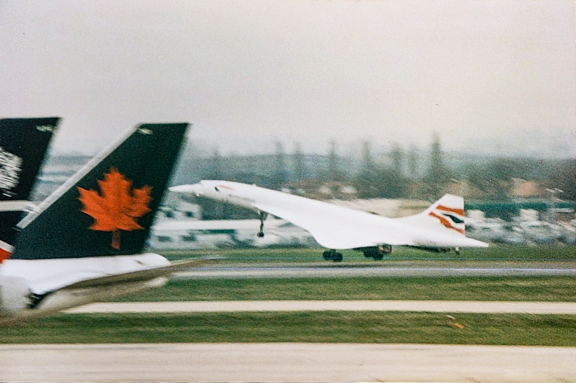 G-BOAE/GBOAE British Airways BAC Concorde 102 Photo by AV8 Photos - AVSpotters.com