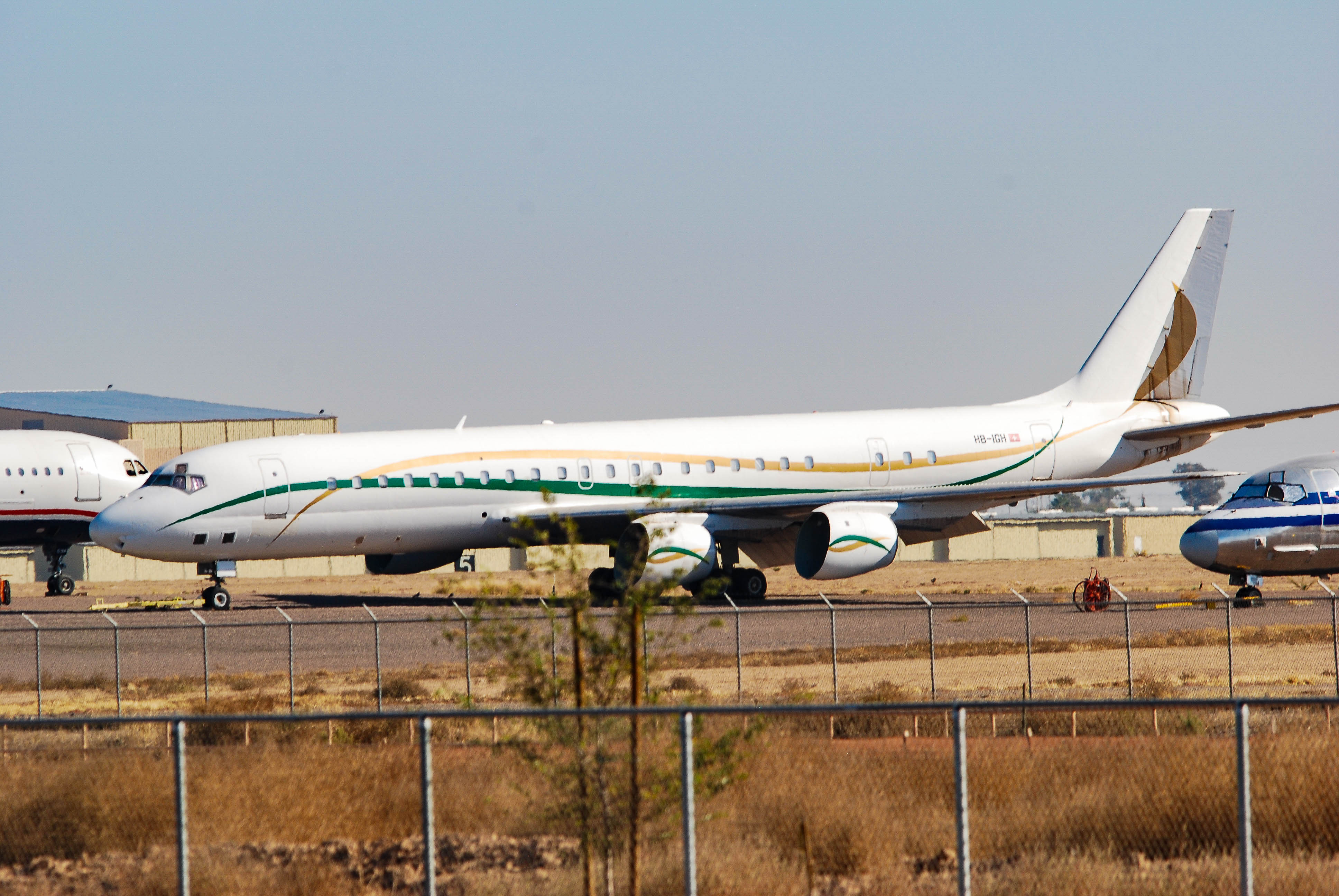 N274AT/N274AT AeroTurbine Douglas DC-8-72 Photo by colinw - AVSpotters.com