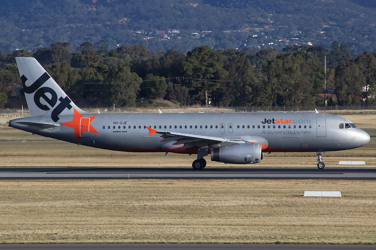 VH-UVQ/VHUVQ Qantaslink Airbus A320 Airframe Information - AVSpotters.com
