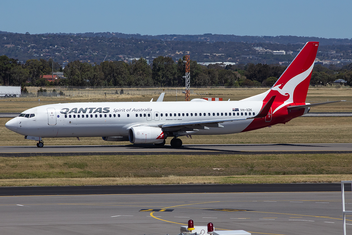 VH-XZK/VHXZK Qantas Boeing 737 NG Airframe Information - AVSpotters.com