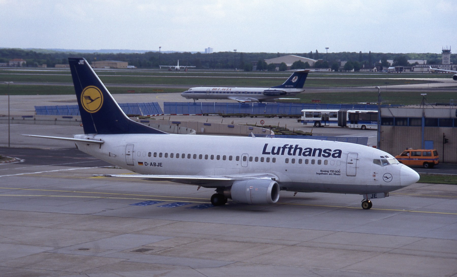 D-ABJE/DABJE Lufthansa Boeing 737 Classic Airframe Information - AVSpotters.com