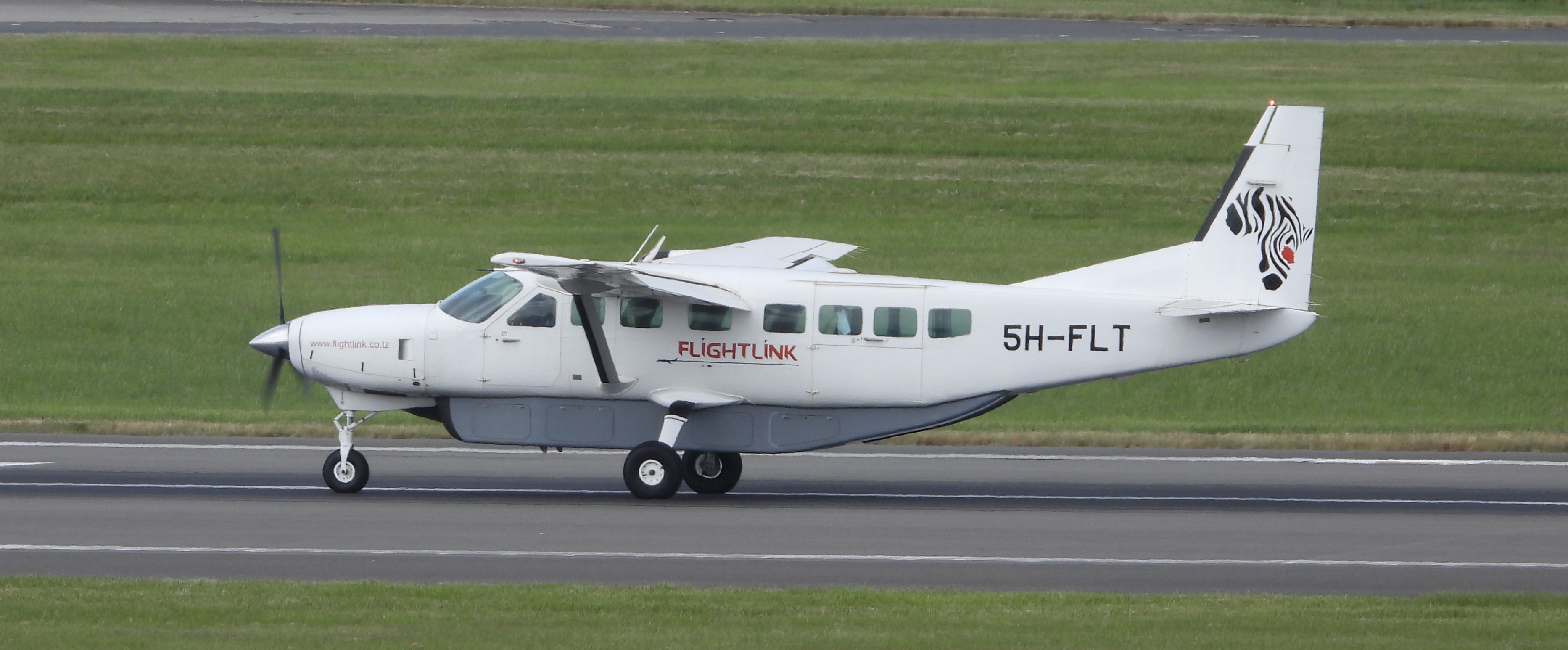 5H-FLT/5HFLT Private Cessna 208 Caravan Airframe Information - AVSpotters.com