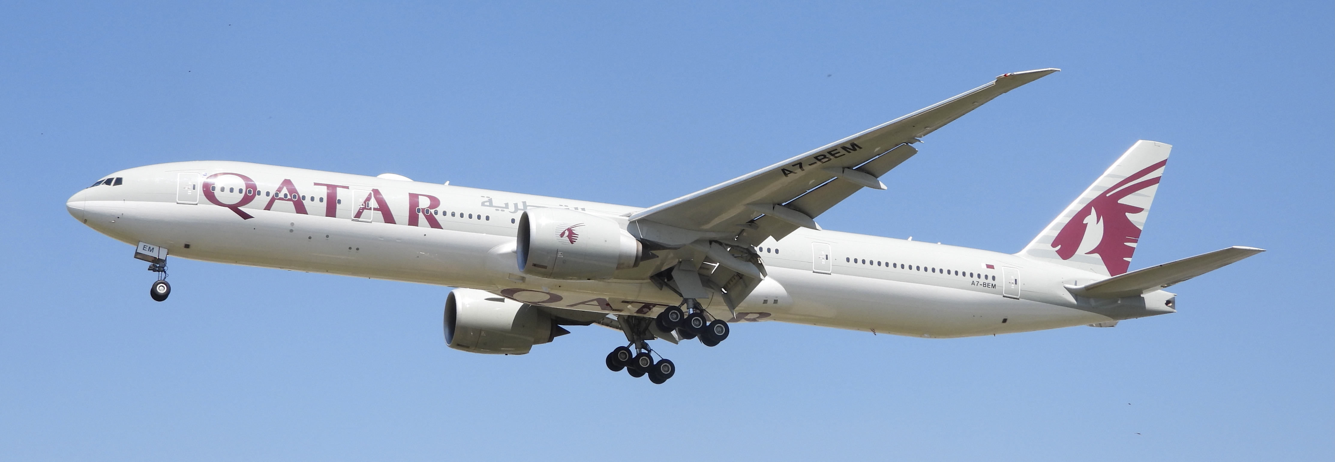 A7-BEM/A7BEM Qatar Airways Boeing 777-300ER Photo by Emirates101 - AVSpotters.com