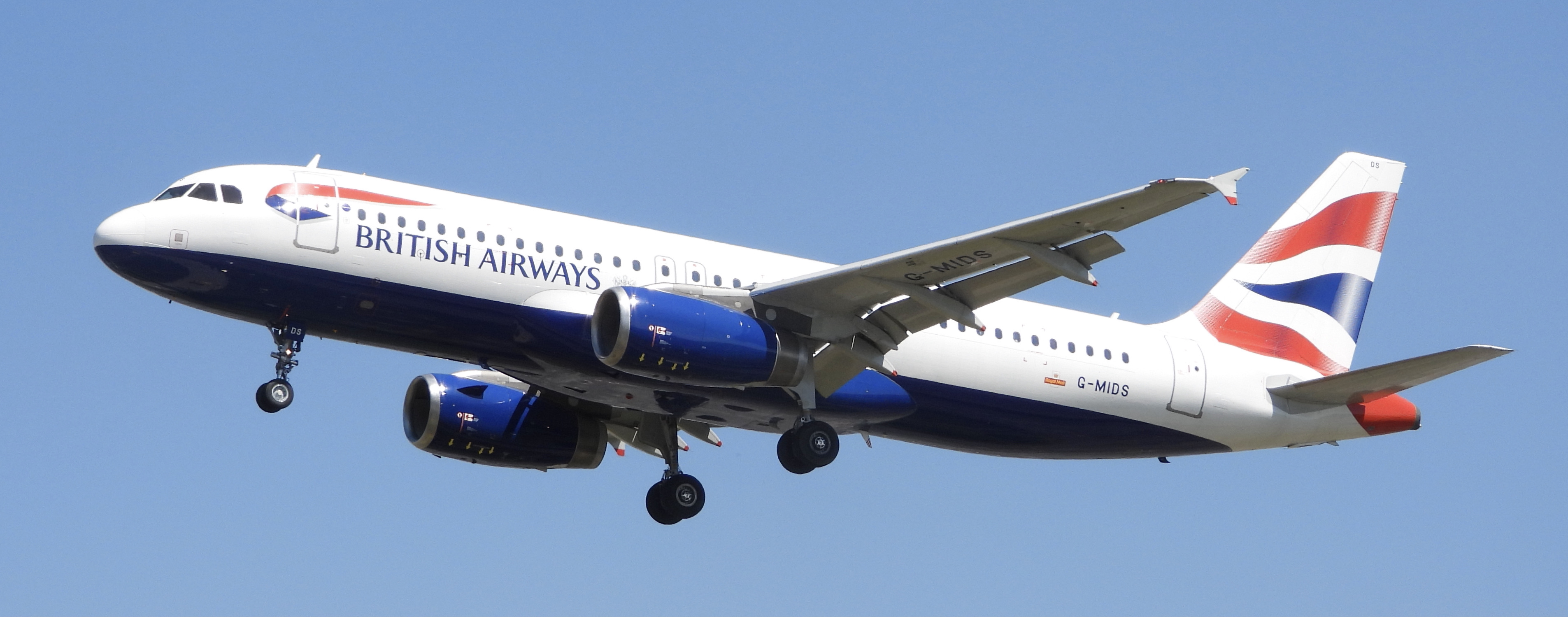 G-MIDS/GMIDS British Airways Airbus A320-232 Photo by Emirates101 - AVSpotters.com