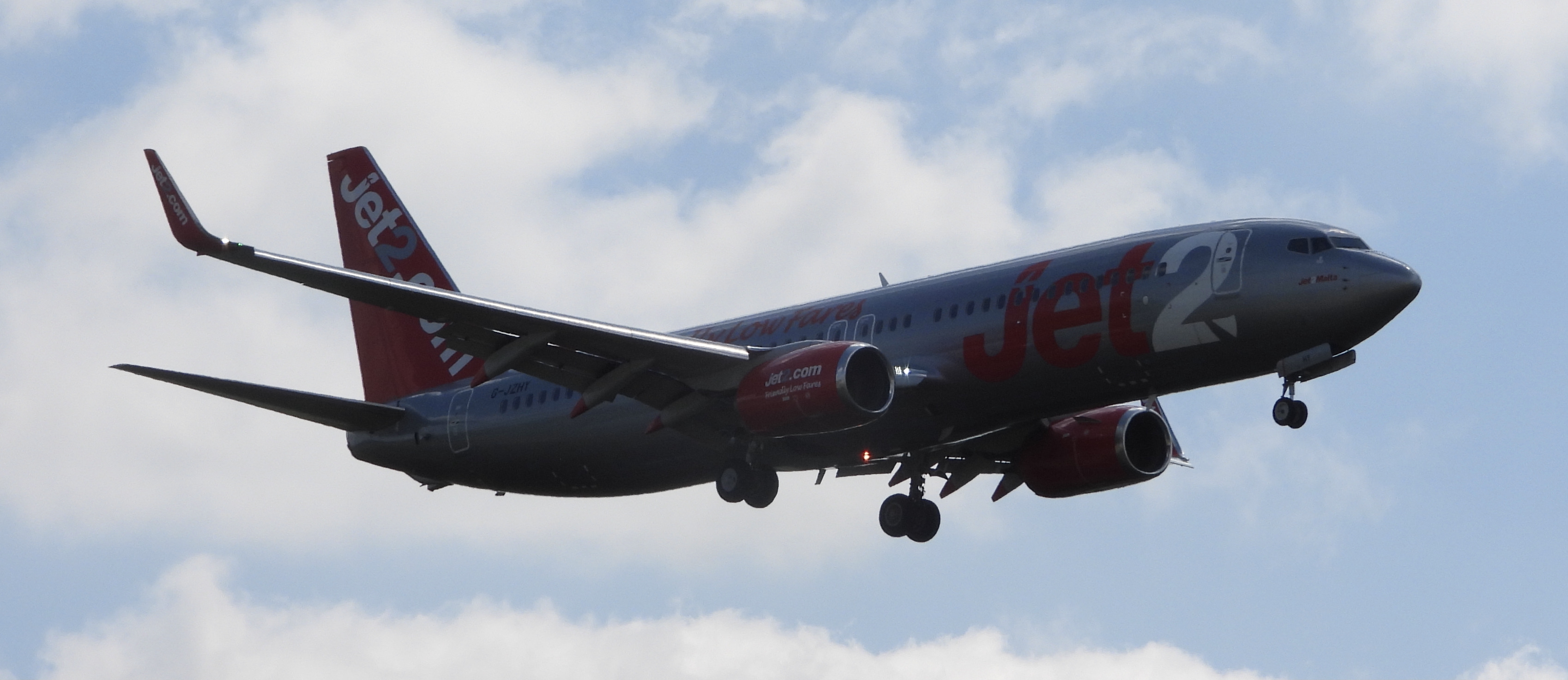 G-JZHY/GJZHY Jet2 Boeing 737-800(WL) Photo by Emirates101 - AVSpotters.com