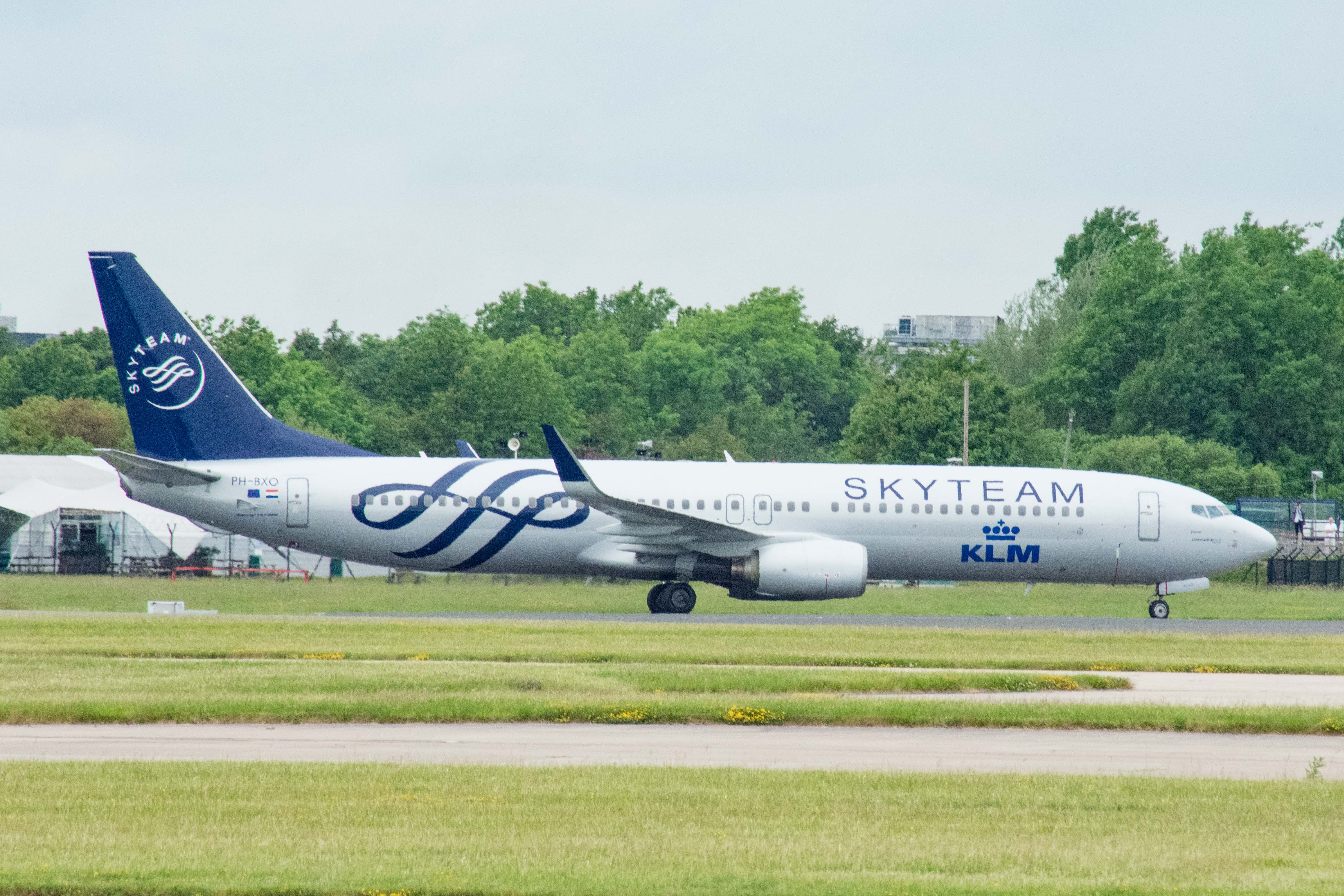 PH-BXO/PHBXO KLM Royal Dutch Airlines Boeing 737-9K2(WL) Photo by AV8 Photos - AVSpotters.com