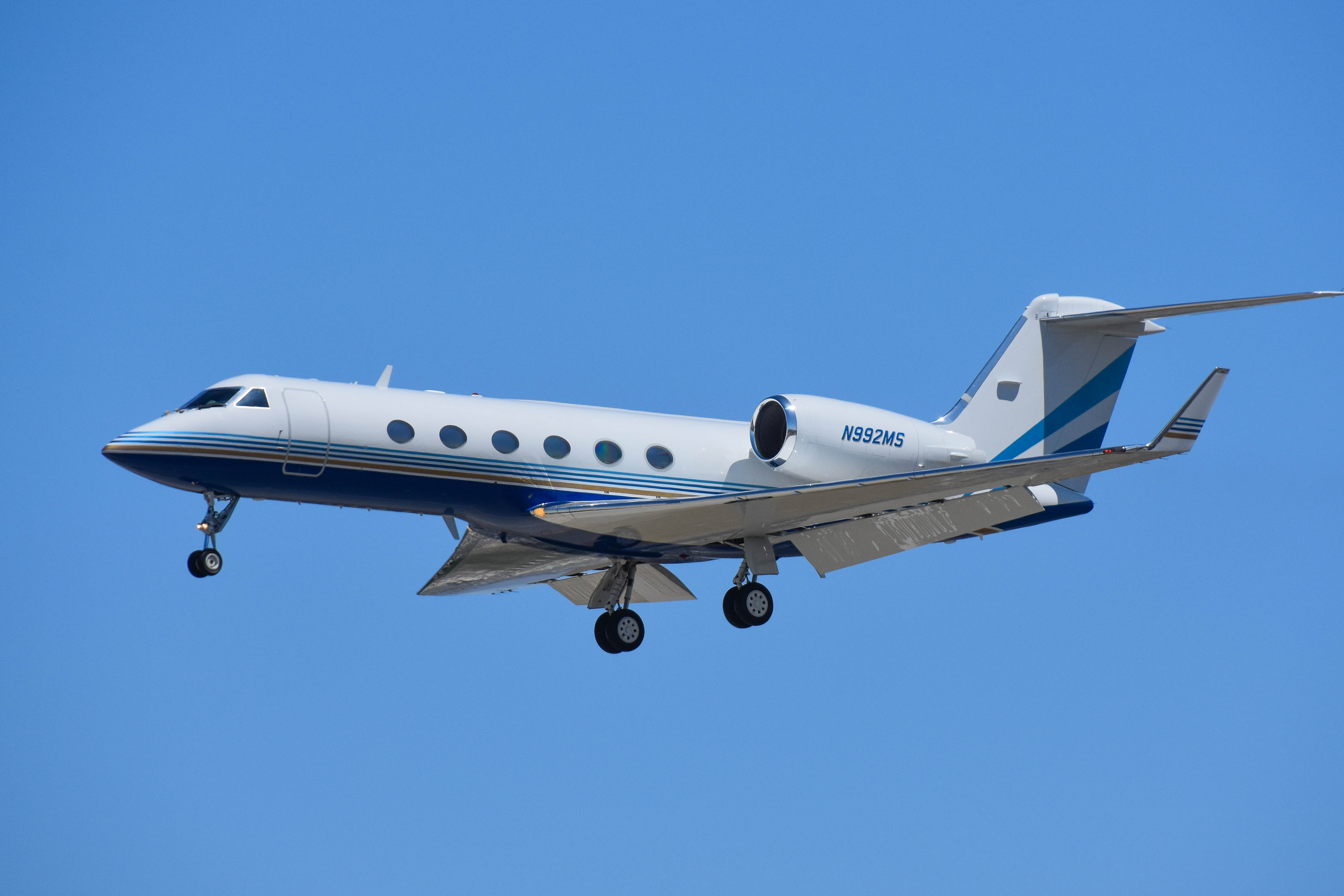 N992MS/N992MS Corporate Gulfstream IV Airframe Information - AVSpotters.com