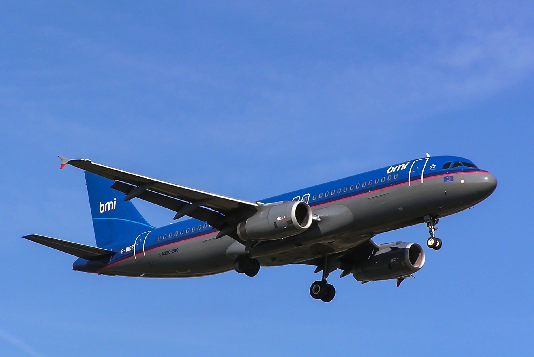 G-MIDZ/GMIDZ bmi British Midland Airbus A320-232 Photo by Ayronautica - AVSpotters.com