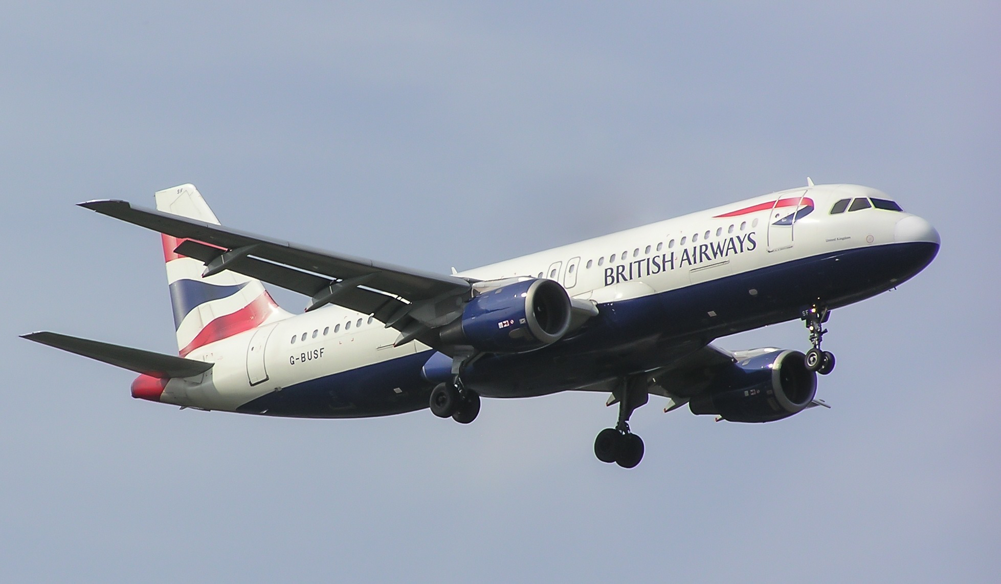 G-BUSF /GBUSF  British Airways Airbus A320-111 Photo by Ayronautica - AVSpotters.com