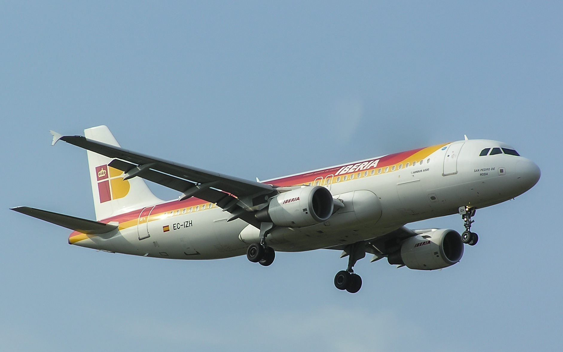 EC-IZH/ECIZH Iberia Airbus A320-214 Photo by Ayronautica - AVSpotters.com