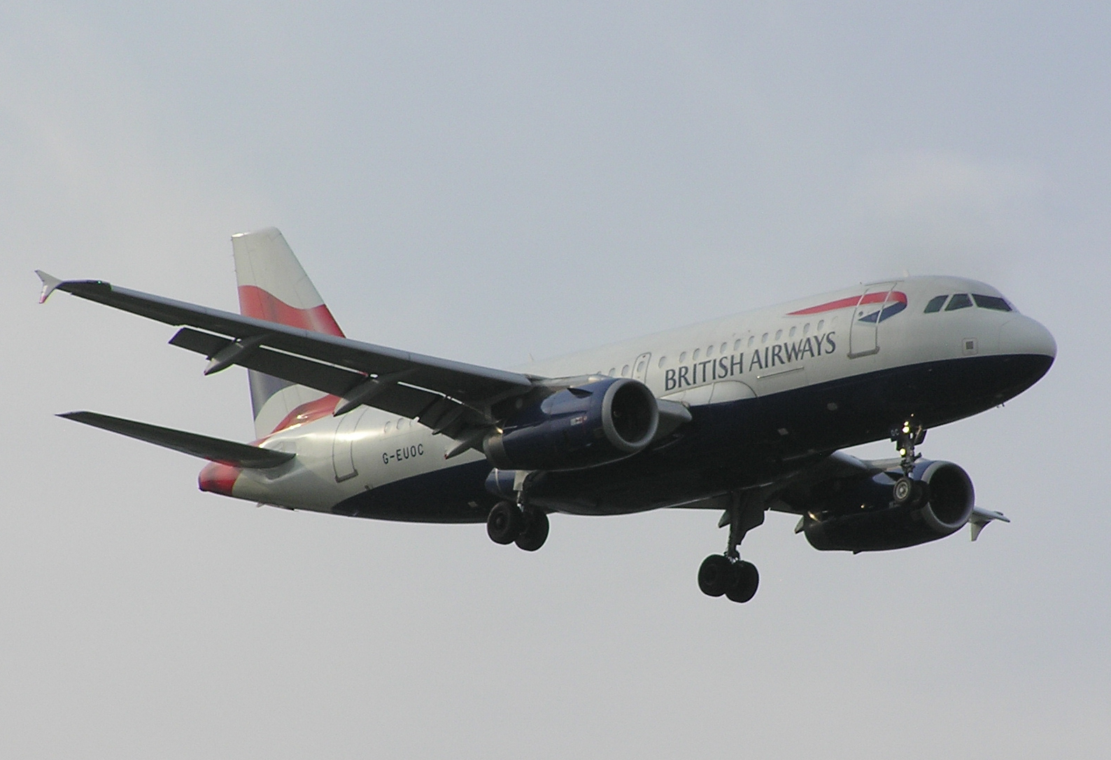 G-EUOC/GEUOC British Airways Airbus A319-131 Photo by Ayronautica - AVSpotters.com