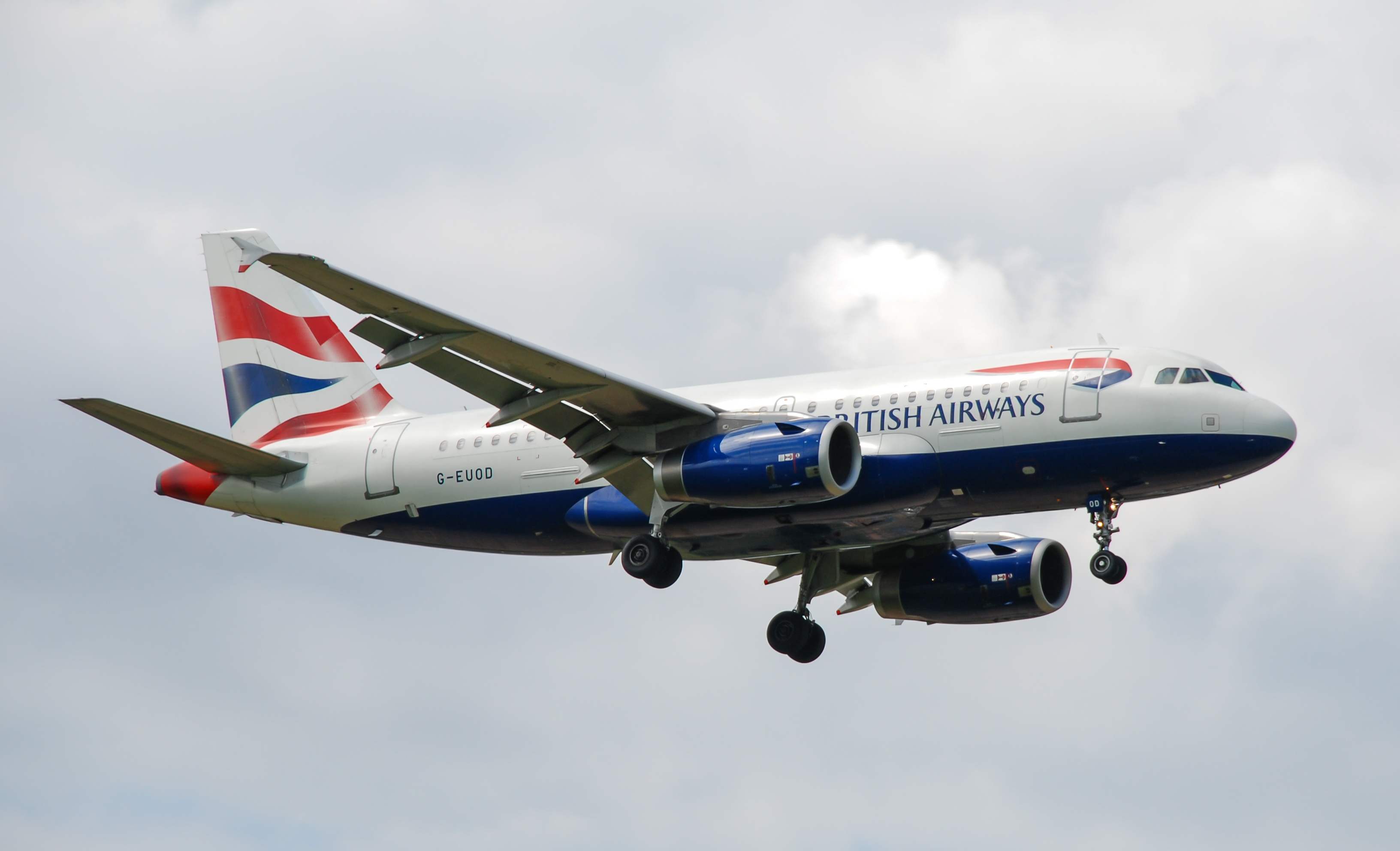 G-EUOD/GEUOD British Airways Airbus A319-131 Photo by Ayronautica - AVSpotters.com