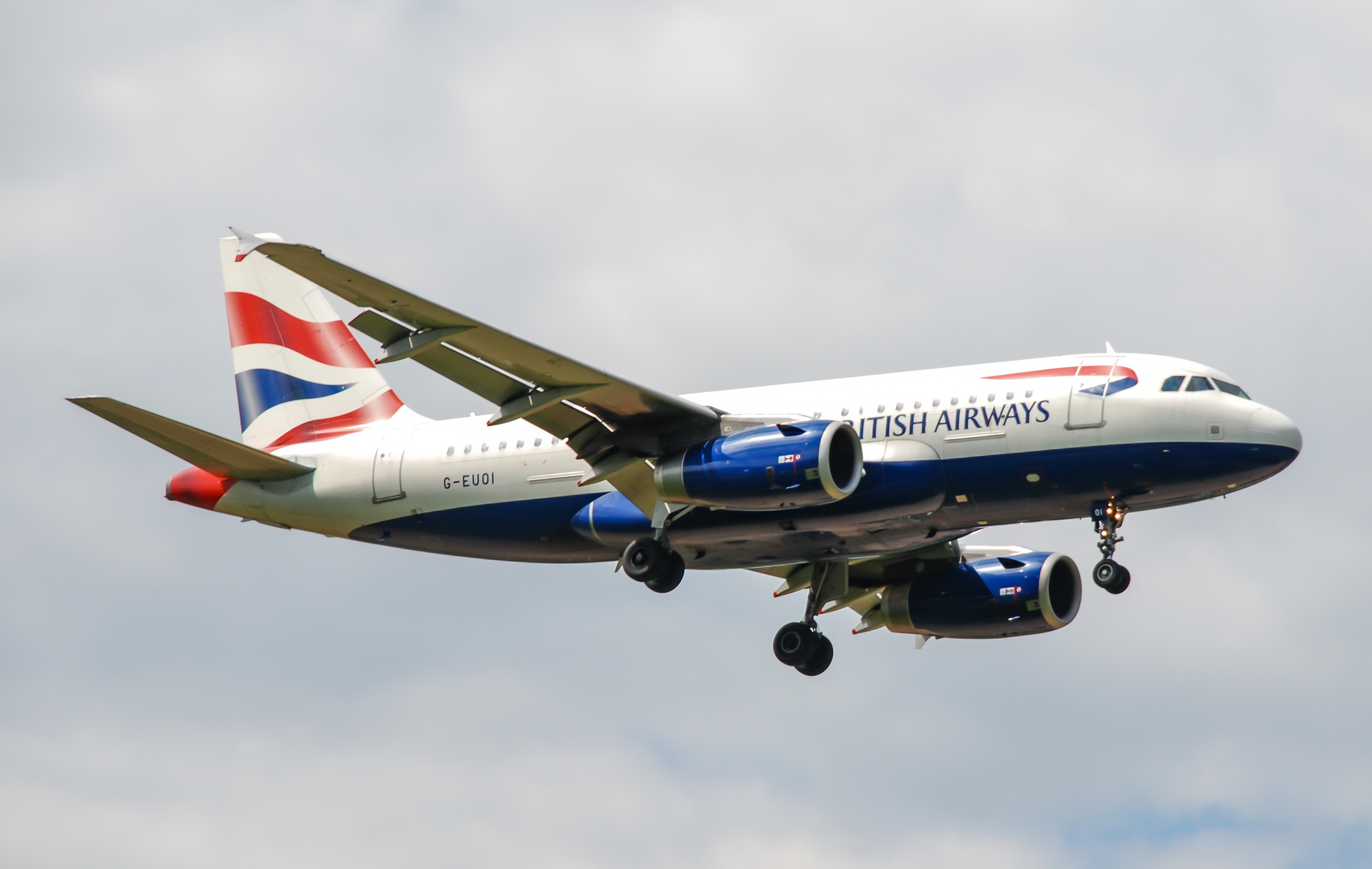 G-EUOI/GEUOI British Airways Airbus A319-131 Photo by Ayronautica - AVSpotters.com