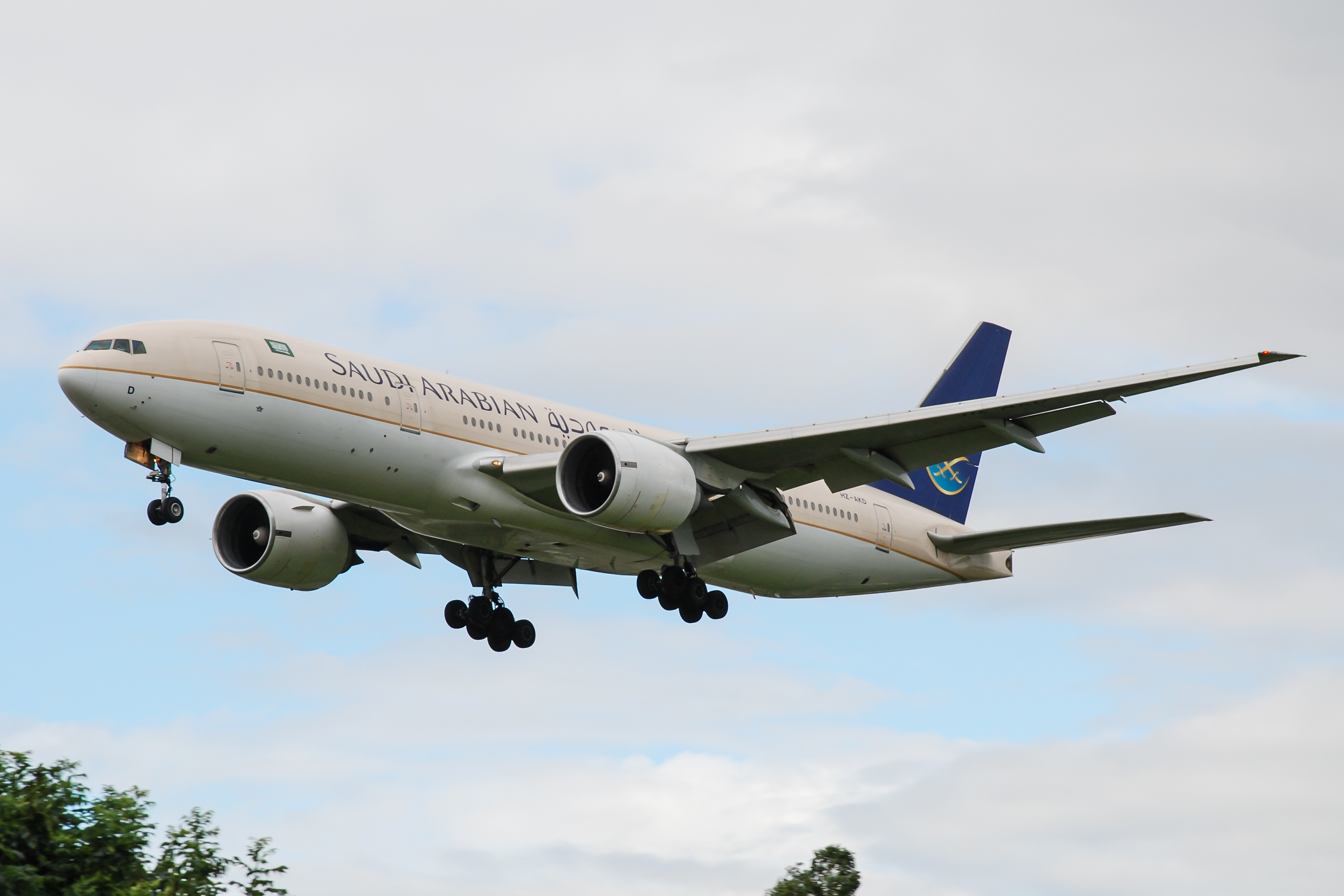 HZ-AKD/HZAKD Saudi Arabian Airlines Boeing 777 Airframe Information - AVSpotters.com