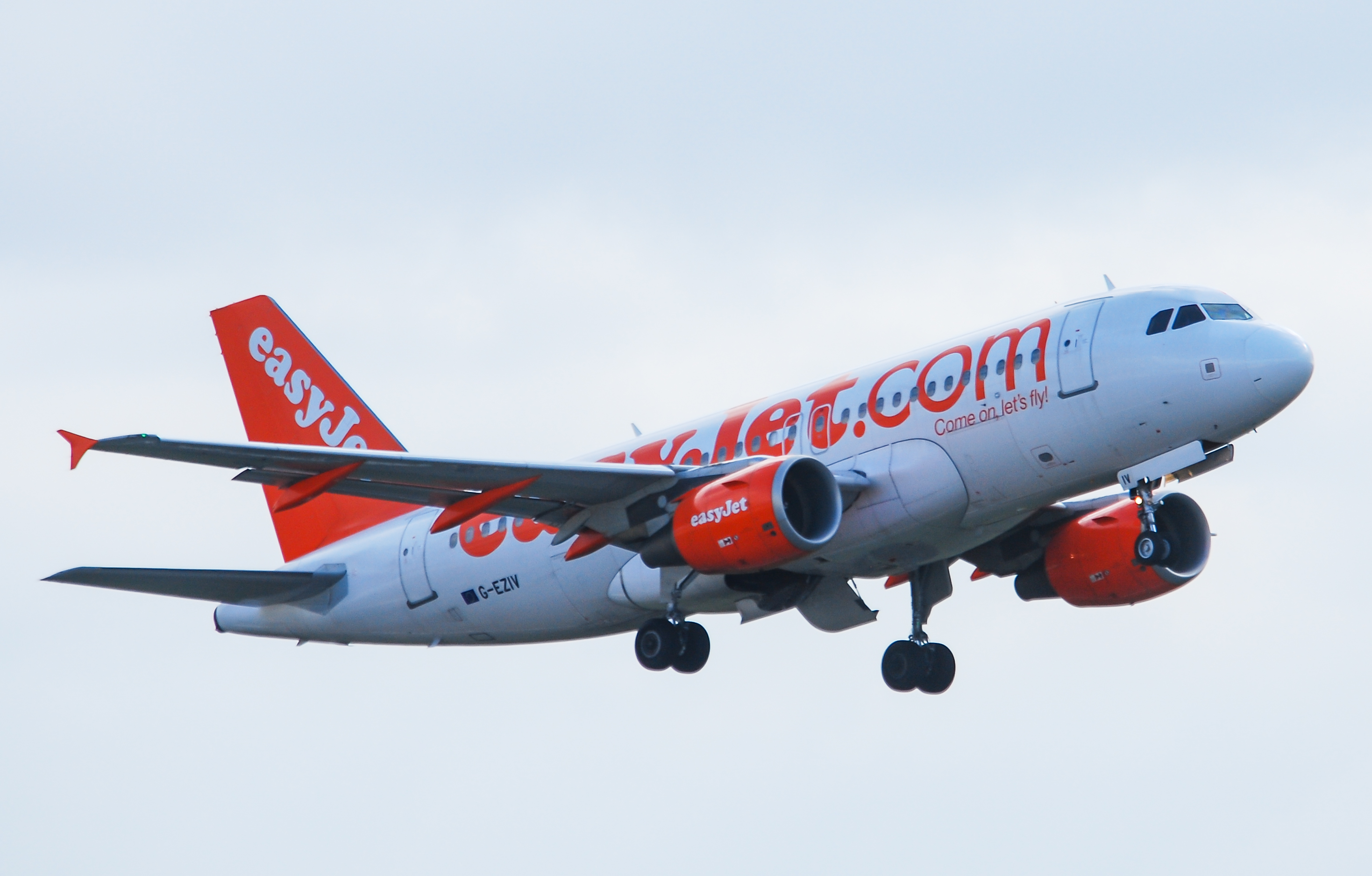 G-EZIV/GEZIV easyJet Airbus A319-111 Photo by Ayronautica - AVSpotters.com