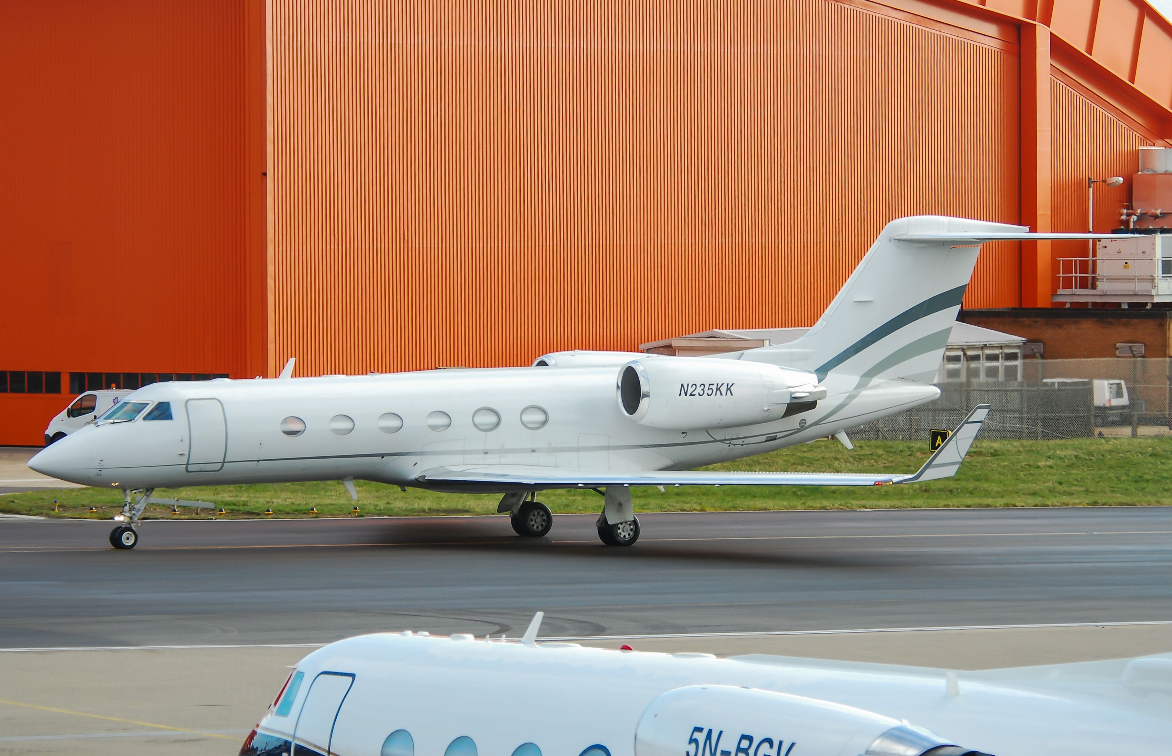 N235KK/N235KK Corporate Gulfstream Gulfstream G-IV SP Photo by Ayronautica - AVSpotters.com