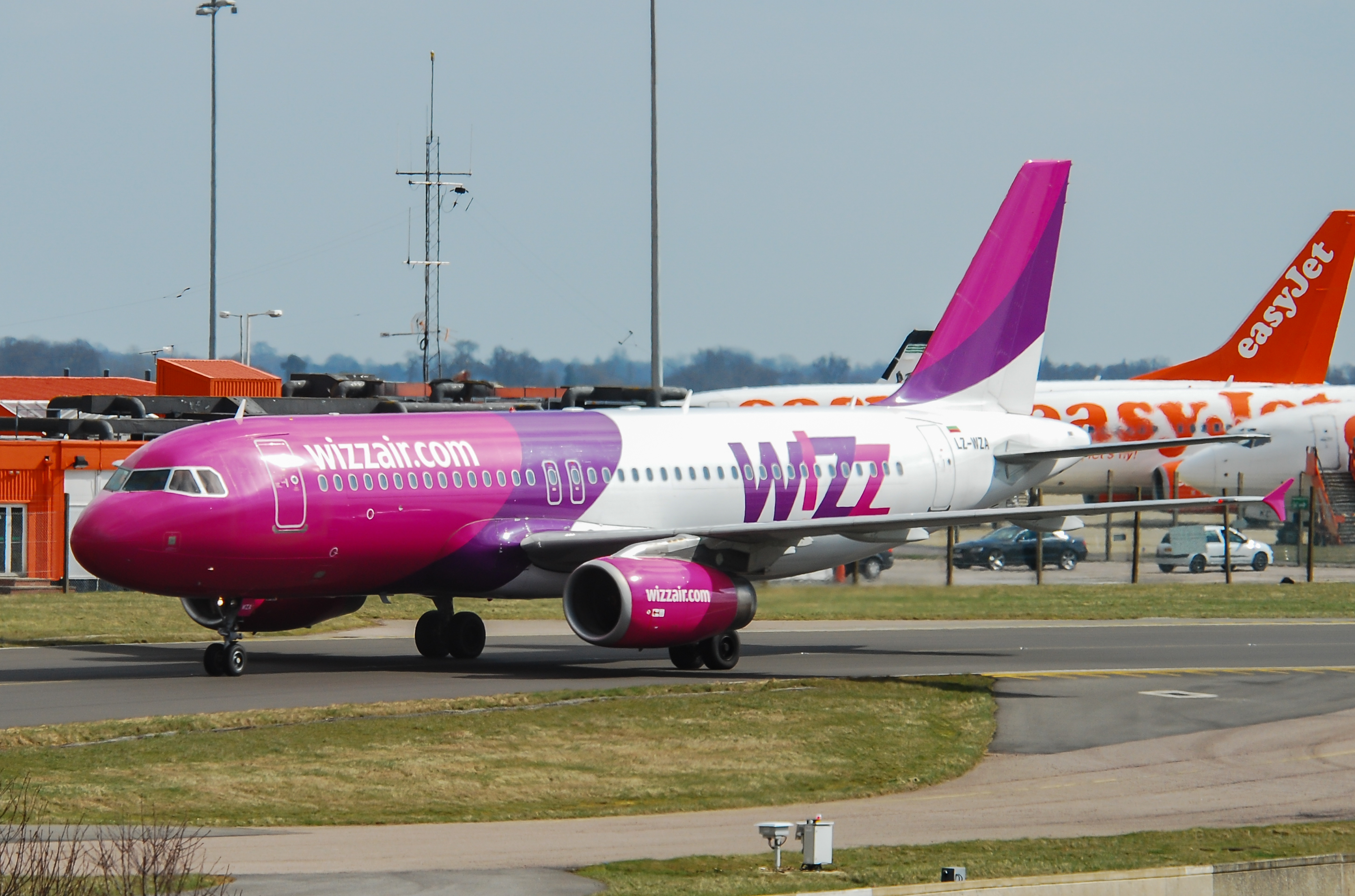 LZ-WZA/LZWZA Wizz Air Bulgaria Airbus A320-232 Photo by Ayronautica - AVSpotters.com