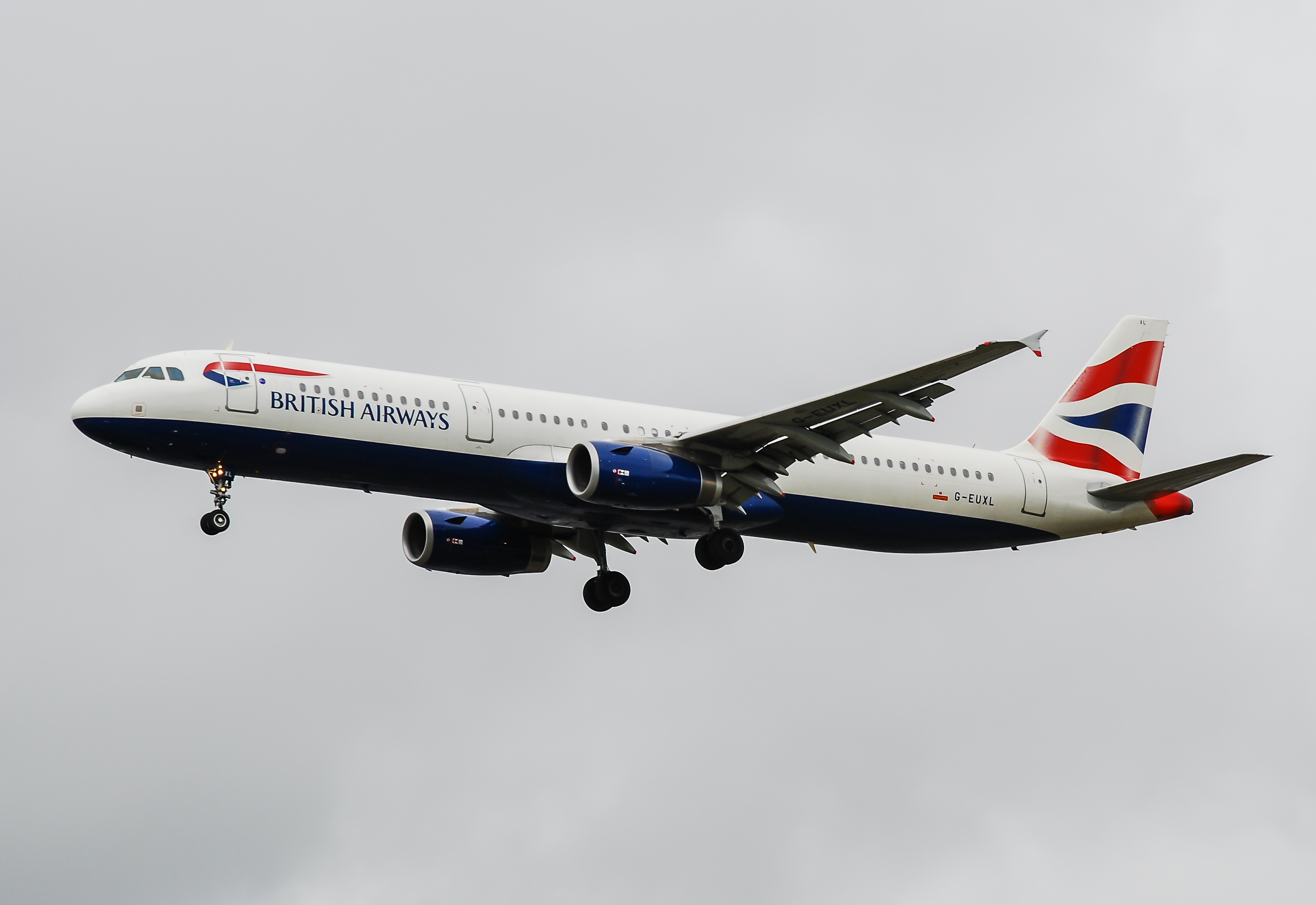 G-EUXL/GEUXL British Airways Airbus A321-231 Photo by Ayronautica - AVSpotters.com